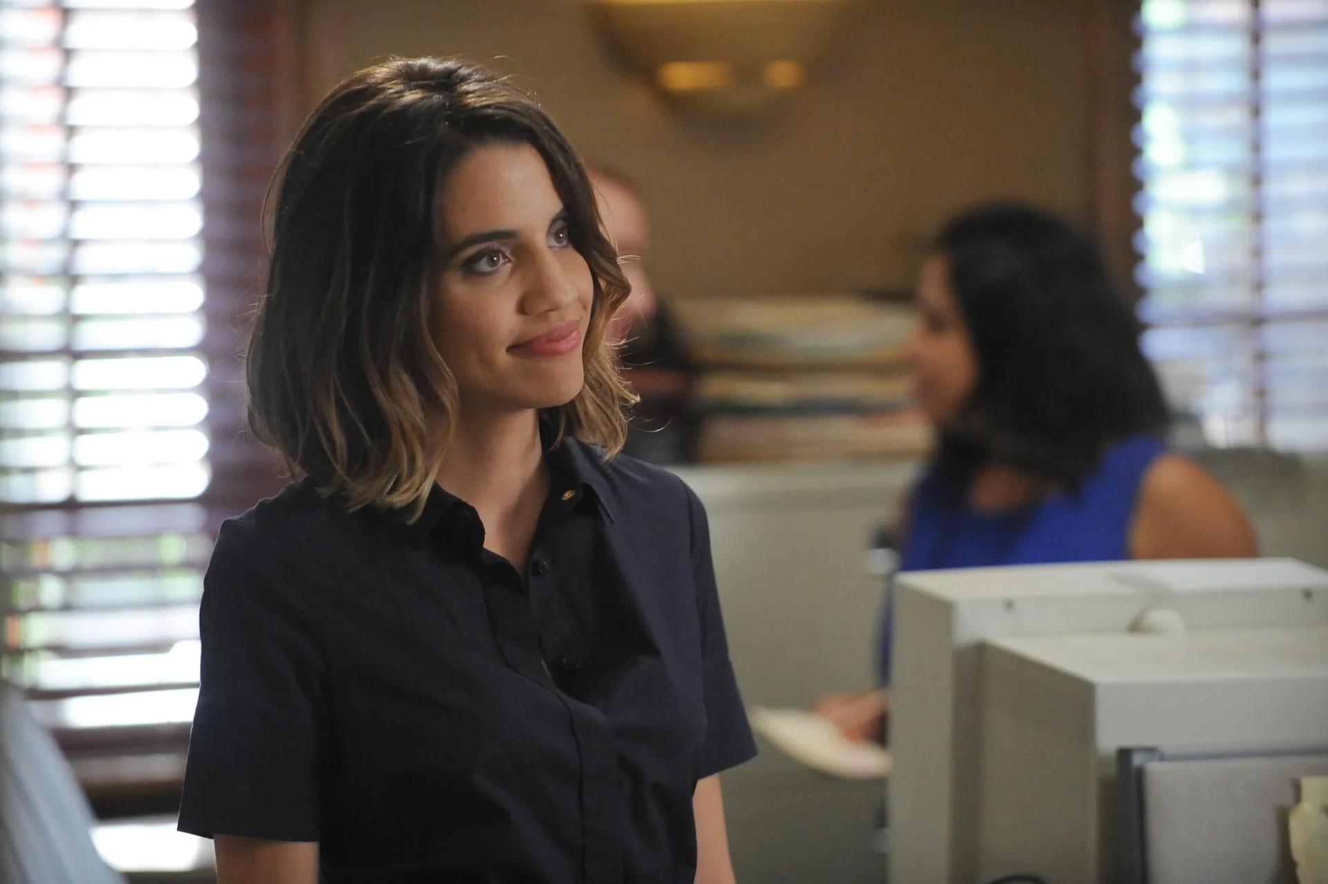 Natalie Morales in The Grinder (2015)