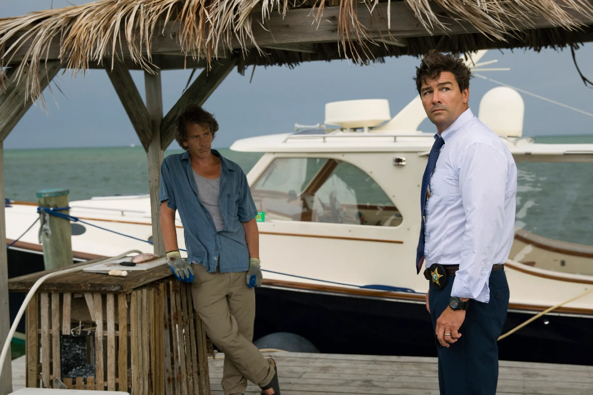 Kyle Chandler and Ben Mendelsohn in Bloodline (2015)