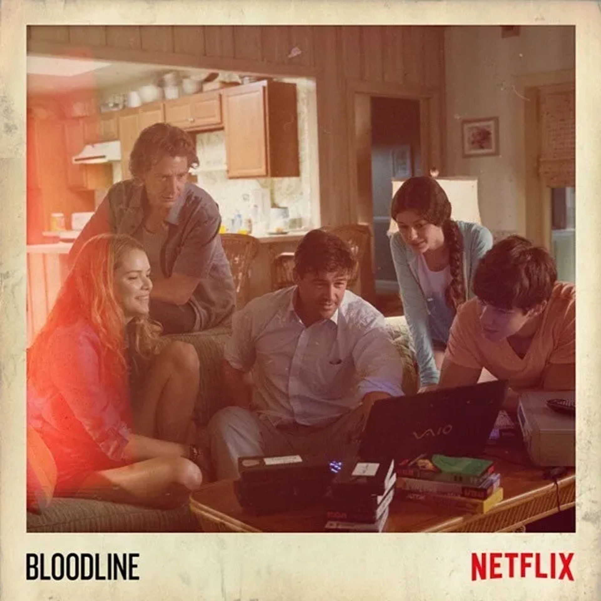 Jacinda Barrett, Ben Mendelsohn, Kyle Chandler, Taylor Rouviere, Brandon Larracuente in Bloodline (2015)