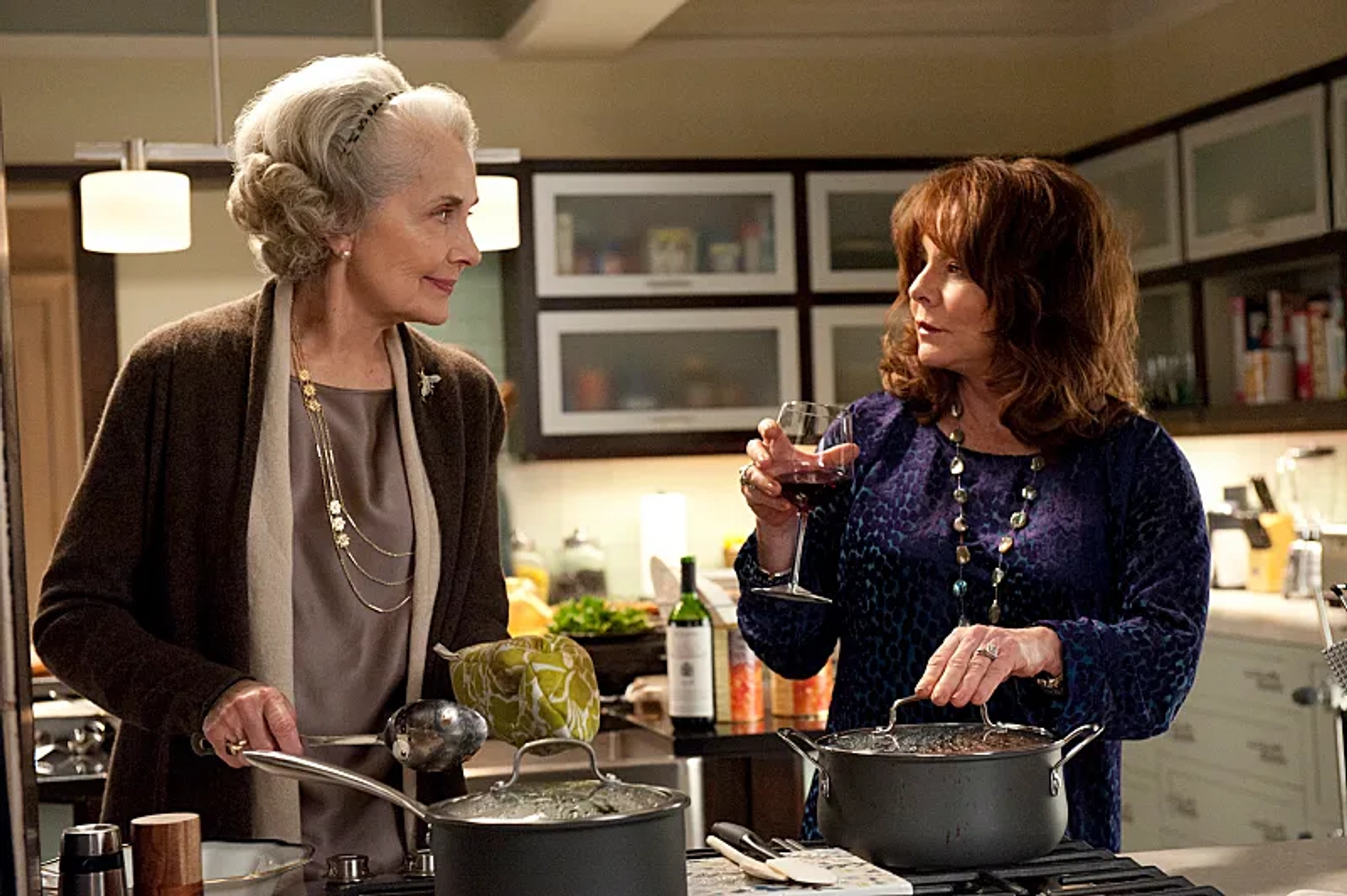 Stockard Channing and Mary Beth Peil in The Good Wife (2009)