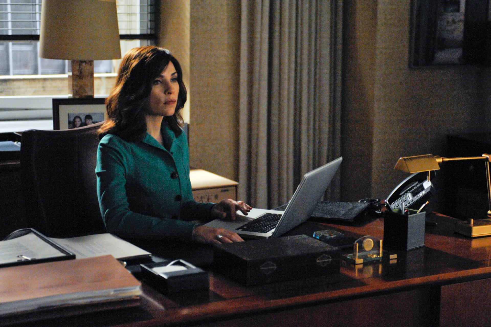 Julianna Margulies in The Good Wife (2009)