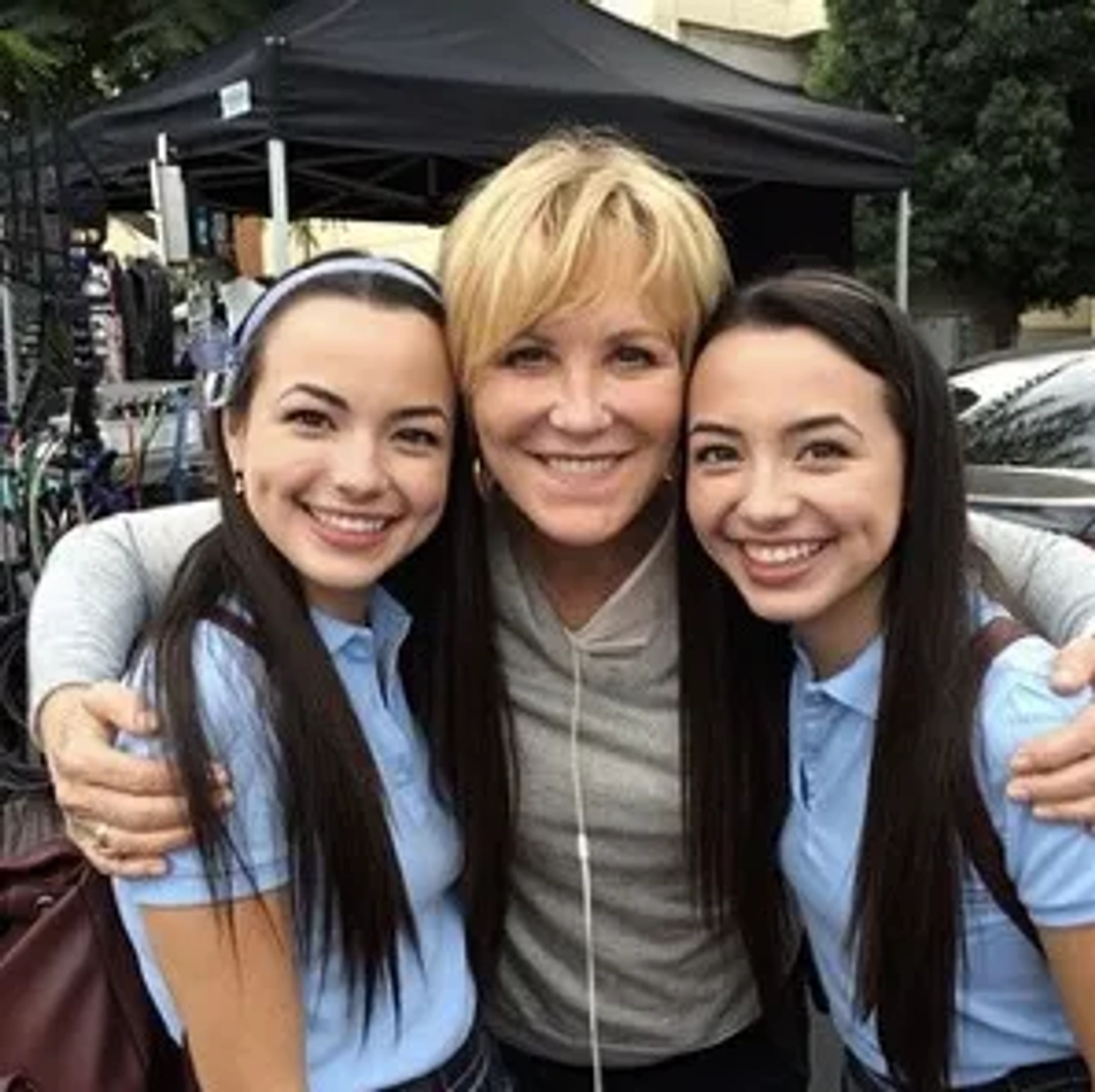 Still of Vanessa Merrell, Joanna Kerns (Director), and Veronica Merrell in Jane the Virgin (2014)