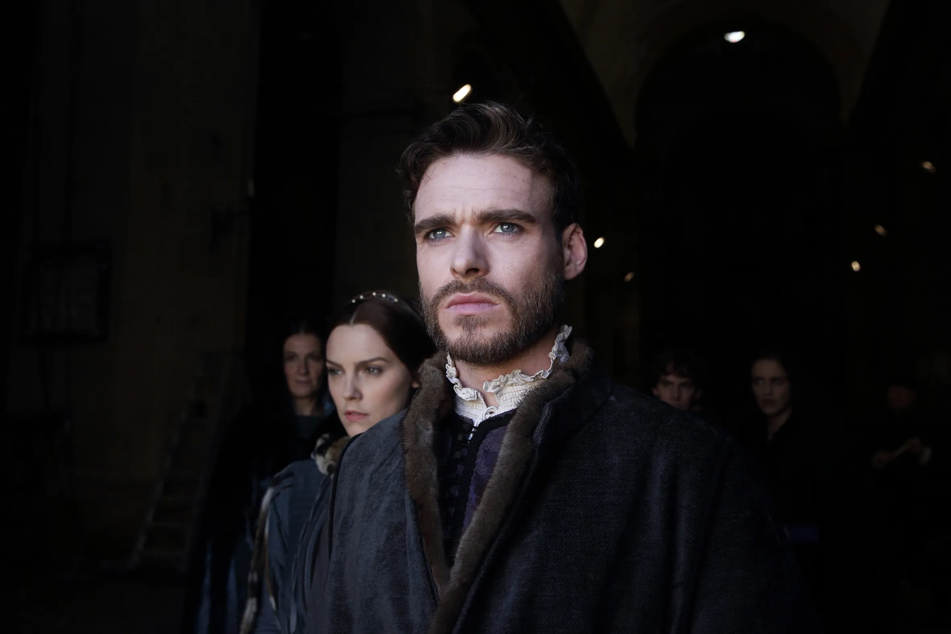 Richard Madden, Alessandro Sperduti, Annabel Scholey, and Valentina Bellè in Medici (2016)