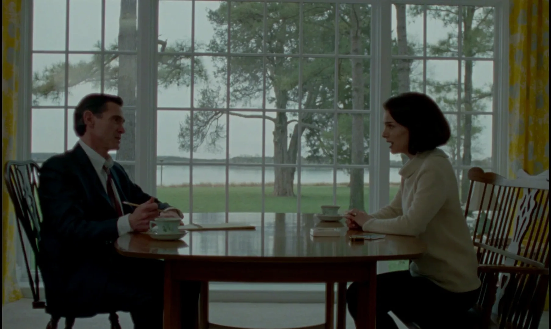 Natalie Portman and Billy Crudup in Jackie (2016)