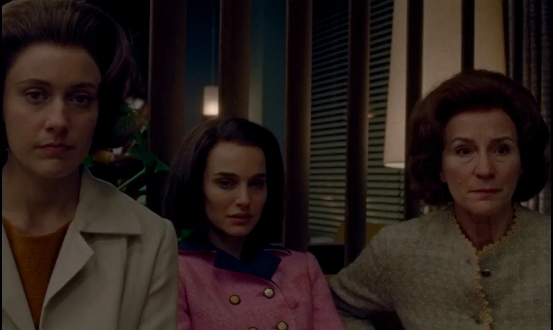 Natalie Portman, Penny Downie, and Greta Gerwig in Jackie (2016)