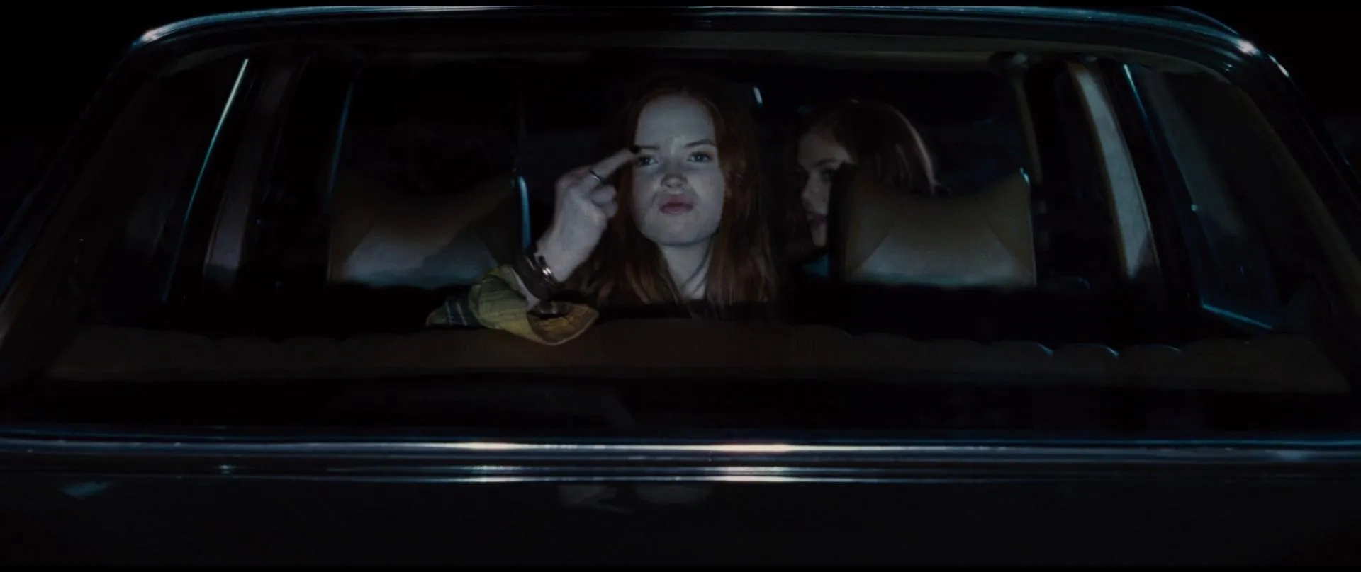 Isla Fisher and Ellie Bamber in Nocturnal Animals (2016)