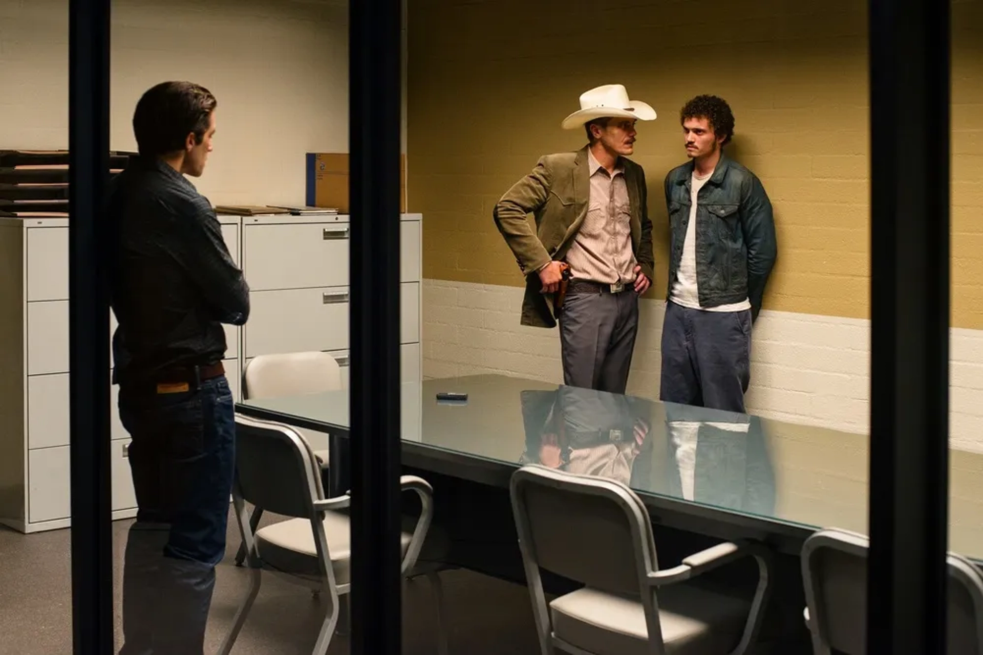 Jake Gyllenhaal, Michael Shannon, and Karl Glusman in Nocturnal Animals (2016)