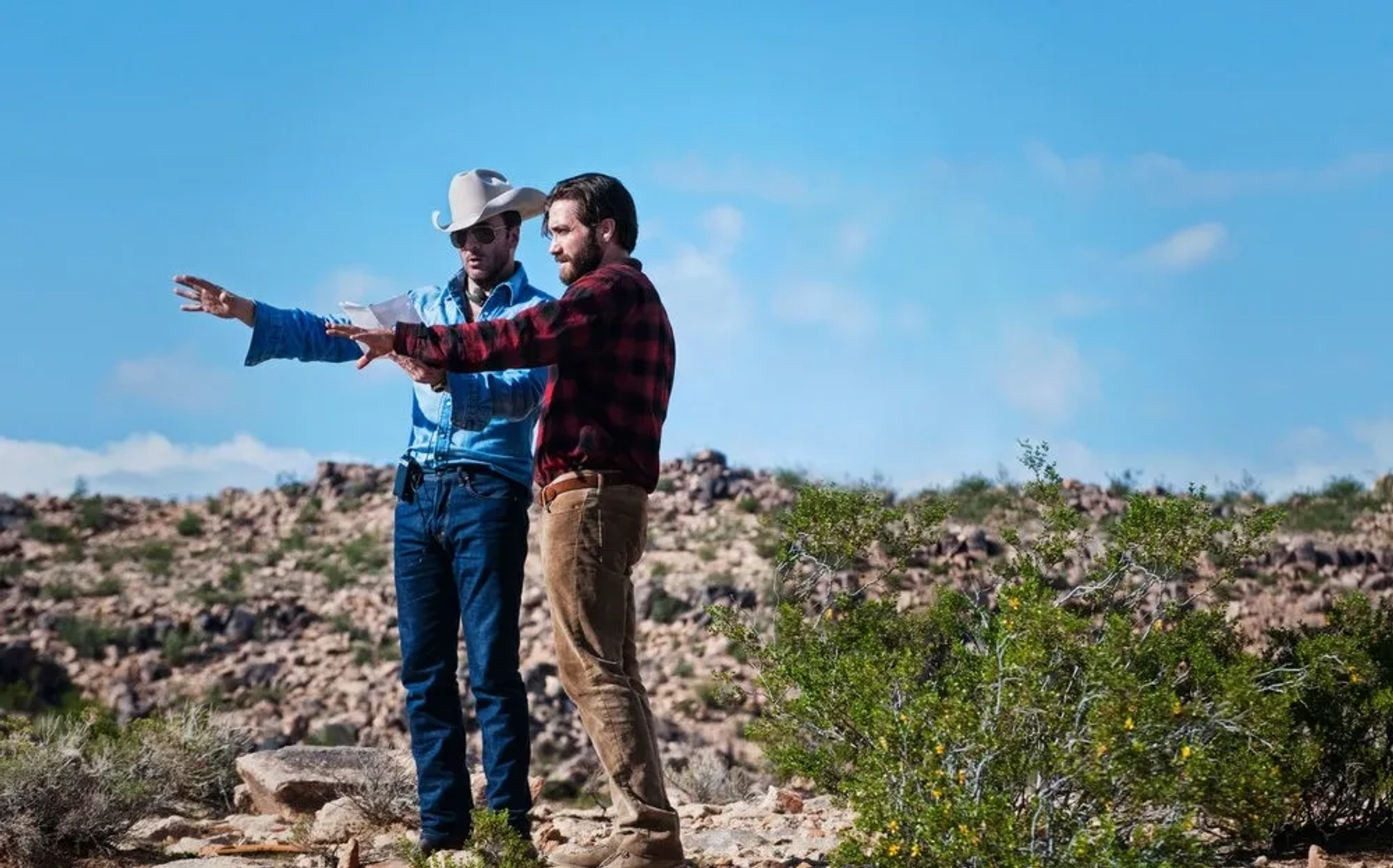 Jake Gyllenhaal and Tom Ford in Nocturnal Animals (2016)