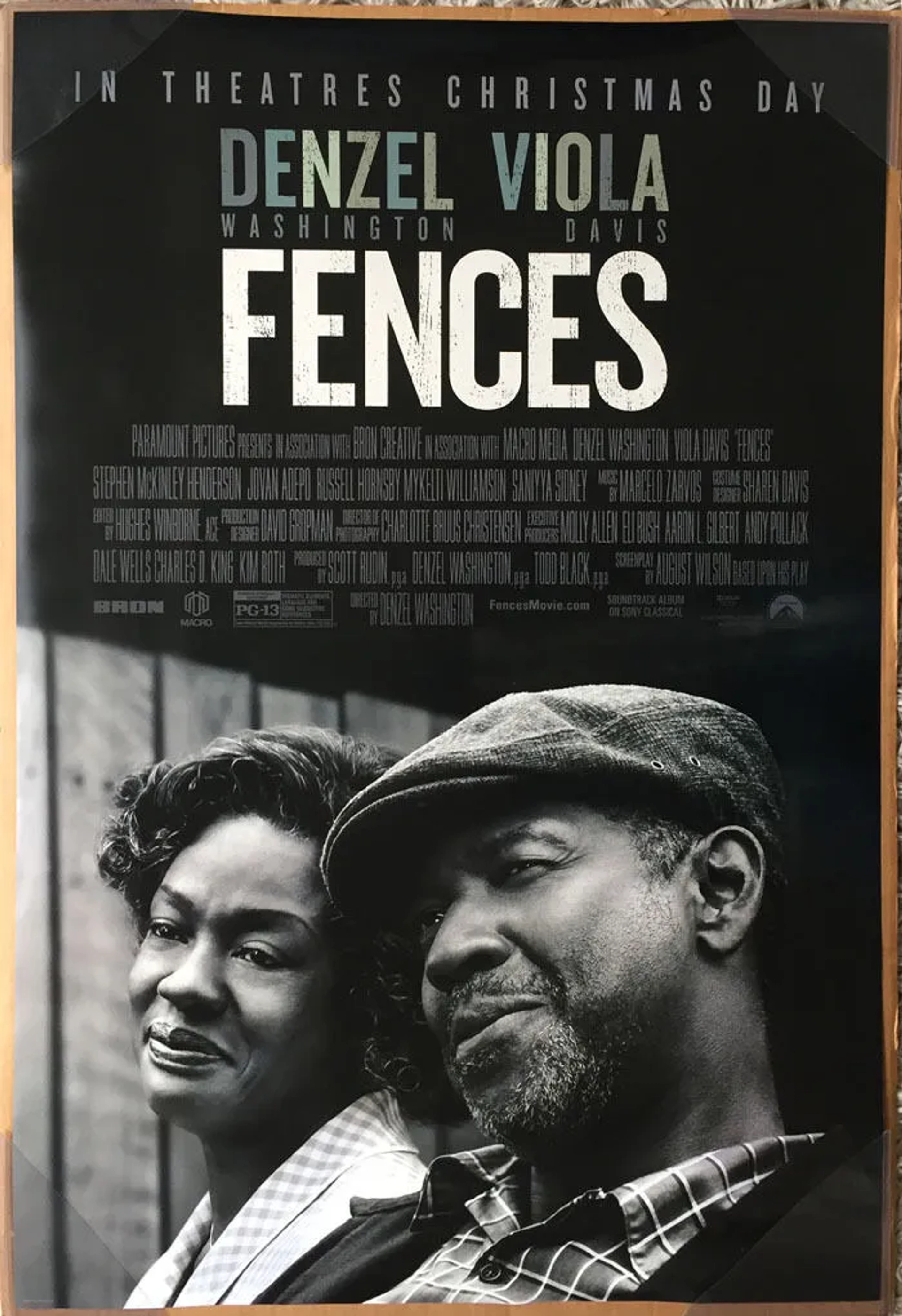 Denzel Washington and Viola Davis in Fences (2016)