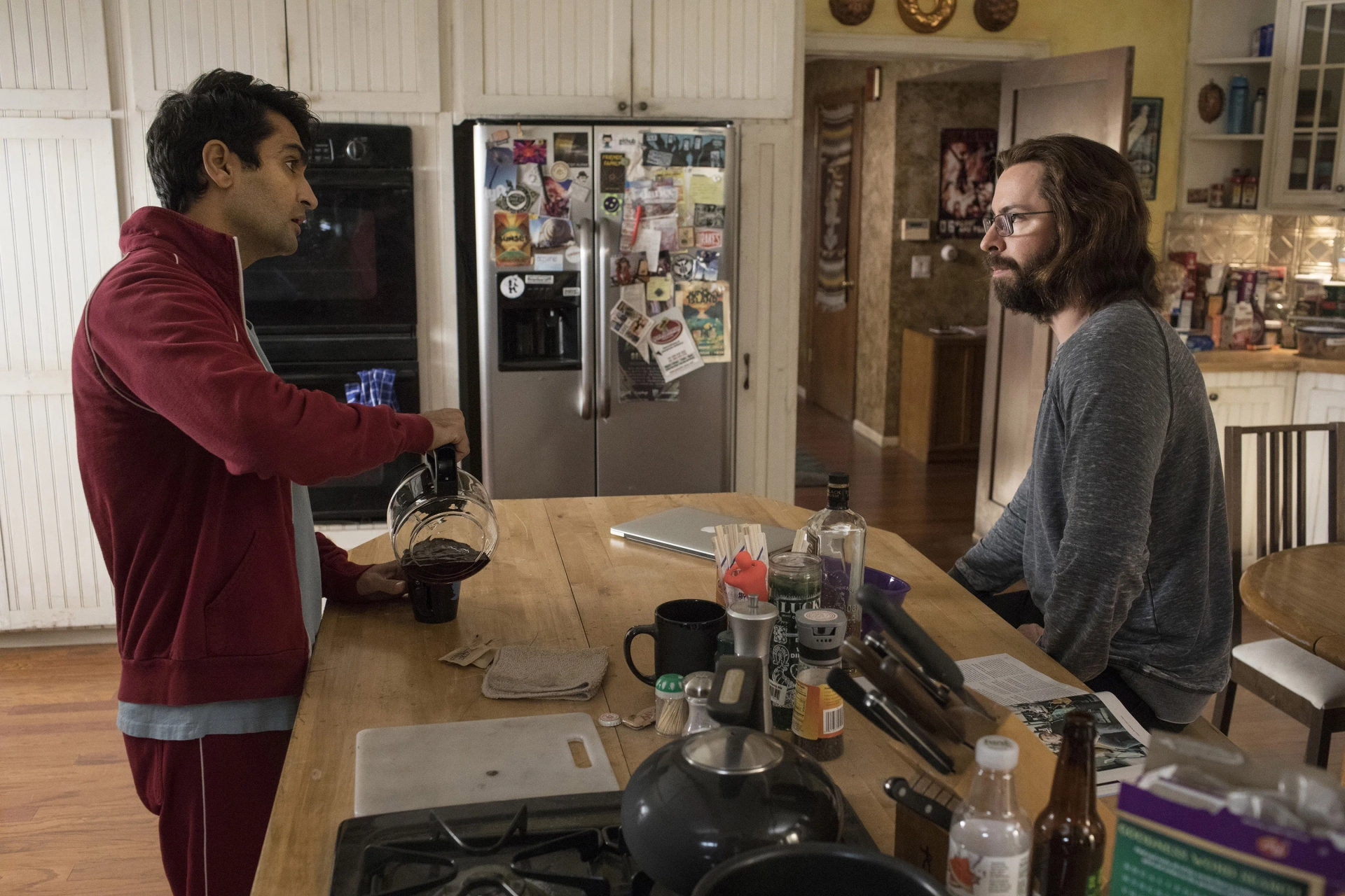 Martin Starr and Kumail Nanjiani in Silicon Valley (2014)