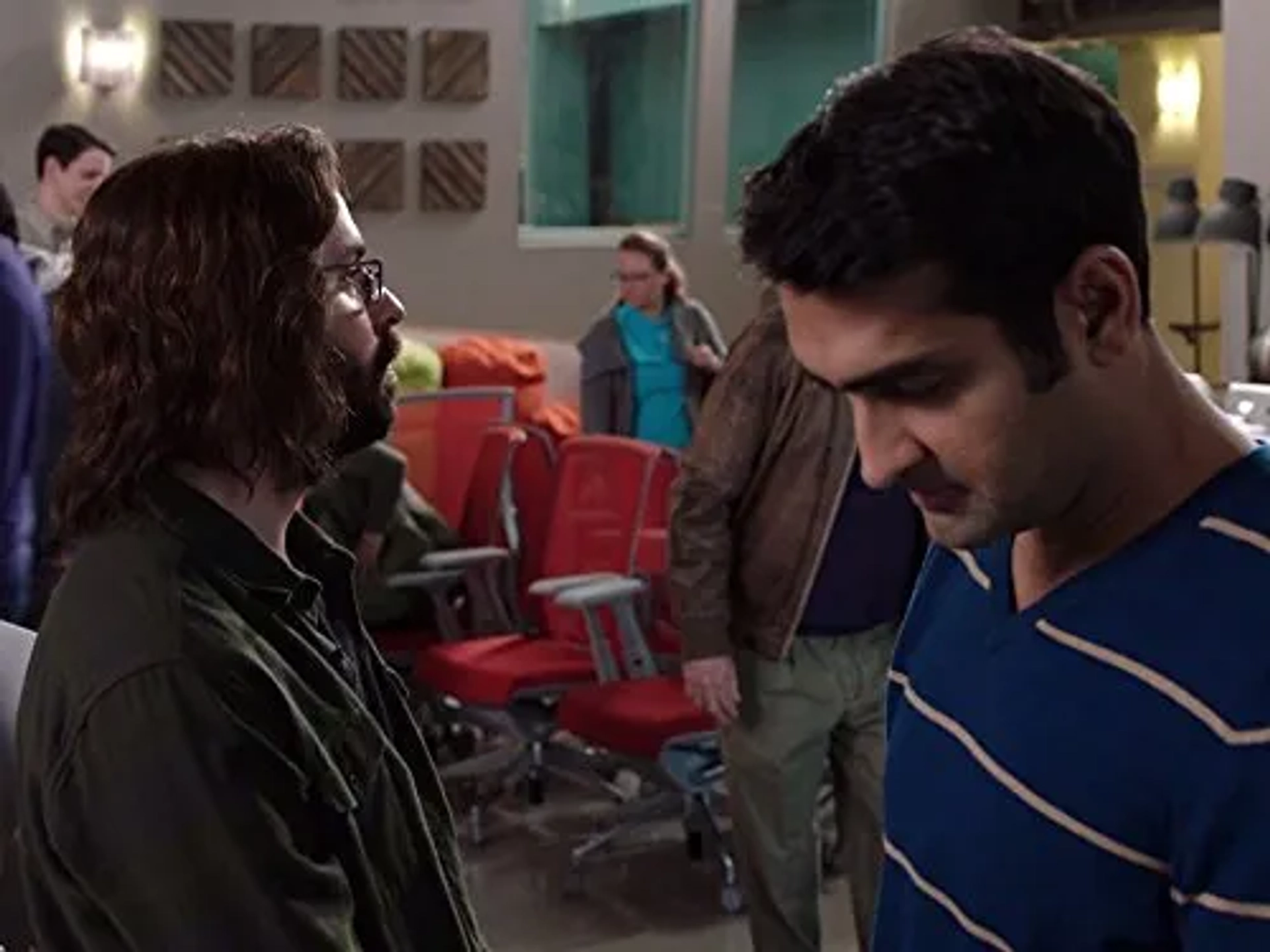 Martin Starr and Kumail Nanjiani in Silicon Valley (2014)