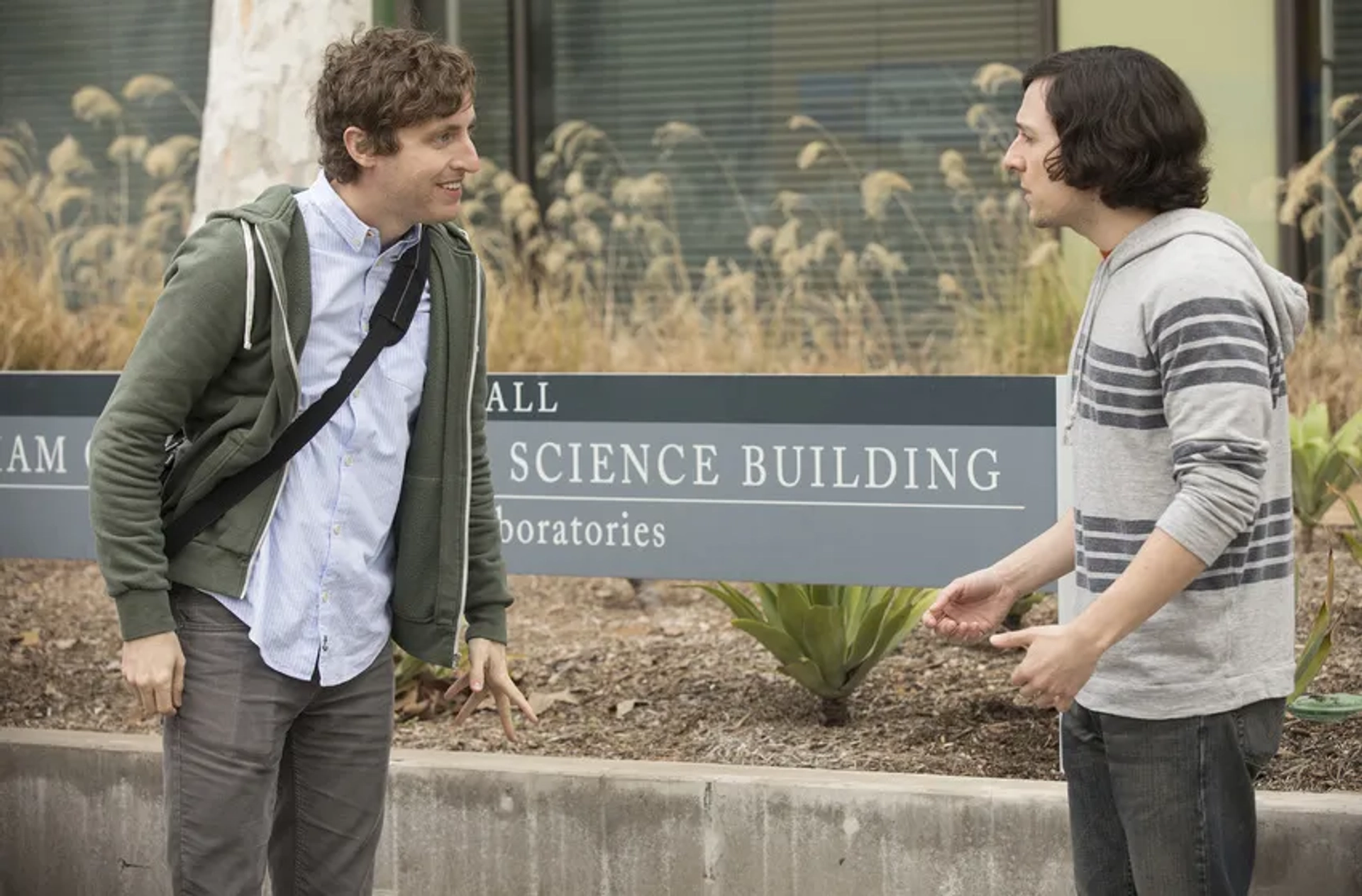 Thomas Middleditch and Josh Brener in Silicon Valley (2014)