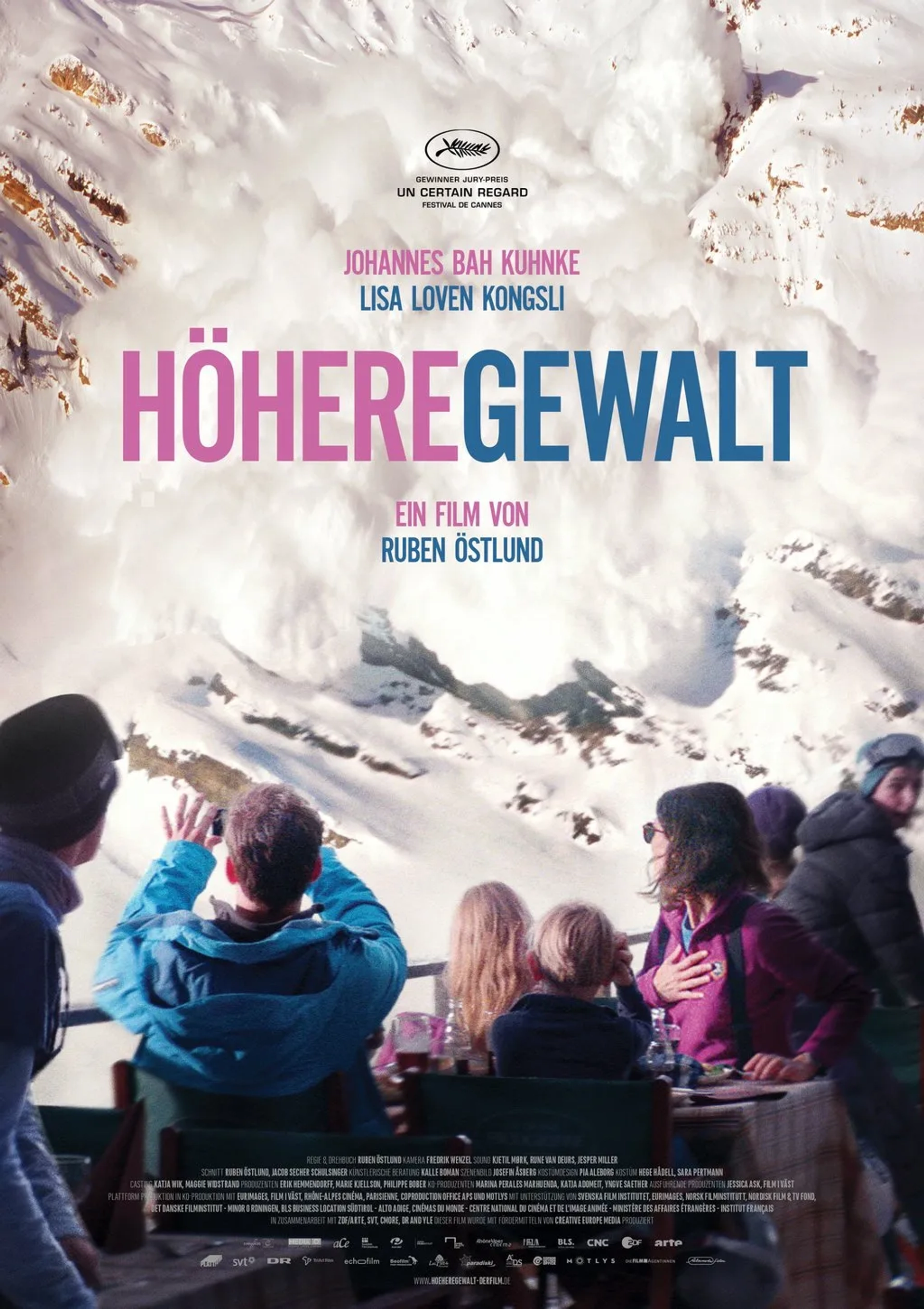 Johannes Kuhnke, Lisa Loven Kongsli, Clara Wettergren, and Vincent Wettergren in Force Majeure (2014)