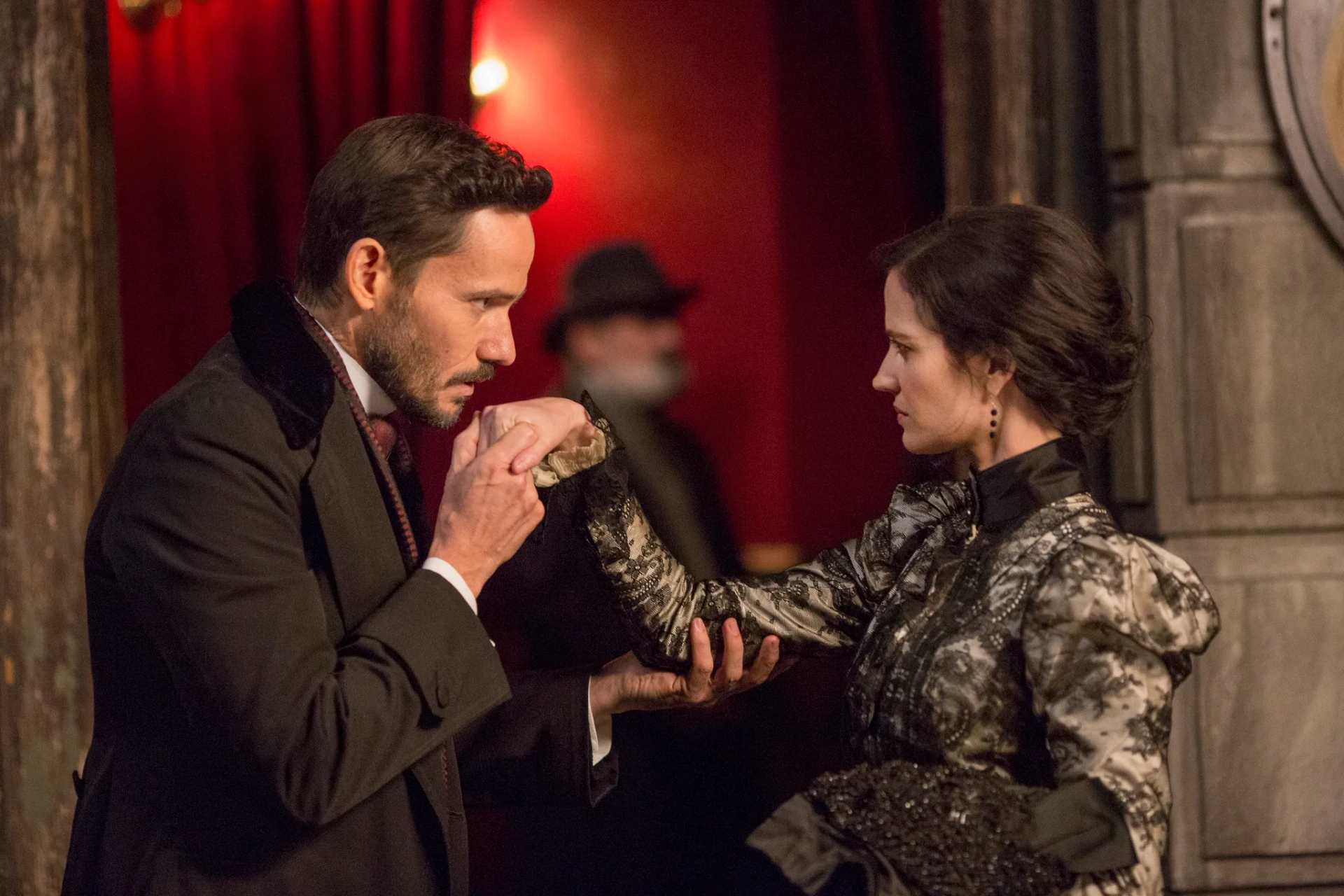 Christian Camargo and Eva Green in Penny Dreadful (2014)