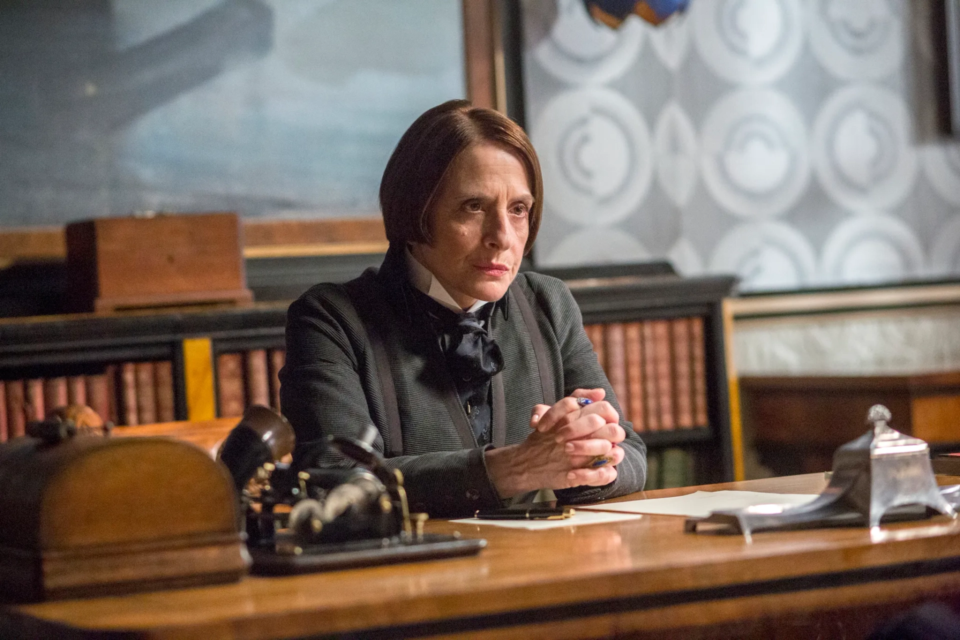 Patti LuPone in Penny Dreadful (2014)