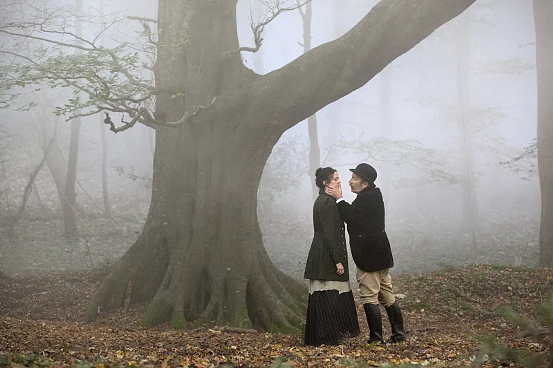 Ronan Vibert and Eva Green in Penny Dreadful (2014)