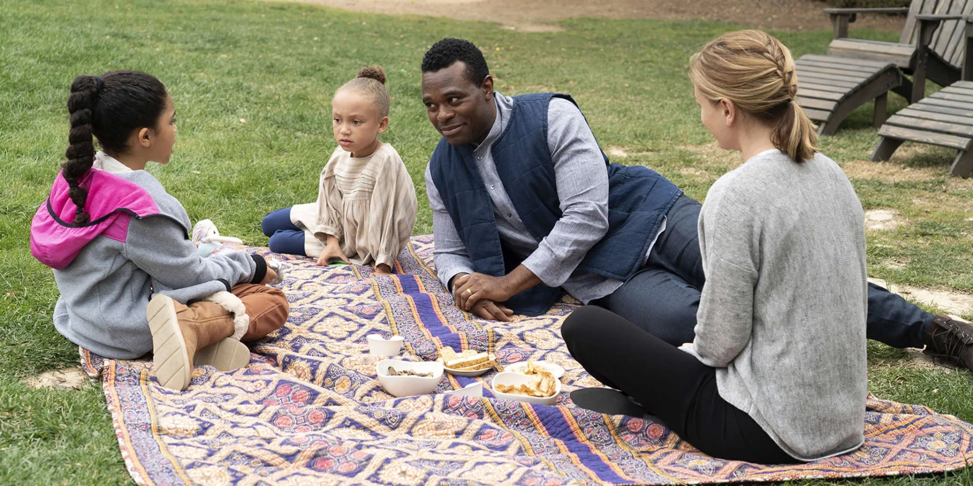 Anna Paquin, Lyriq Bent, Jaidyn Triplett, and Mykal-Michelle Harris in The Affair (2014)