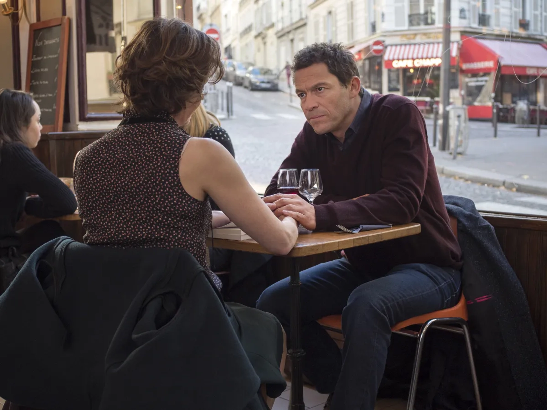 Irène Jacob and Dominic West in The Affair (2014)