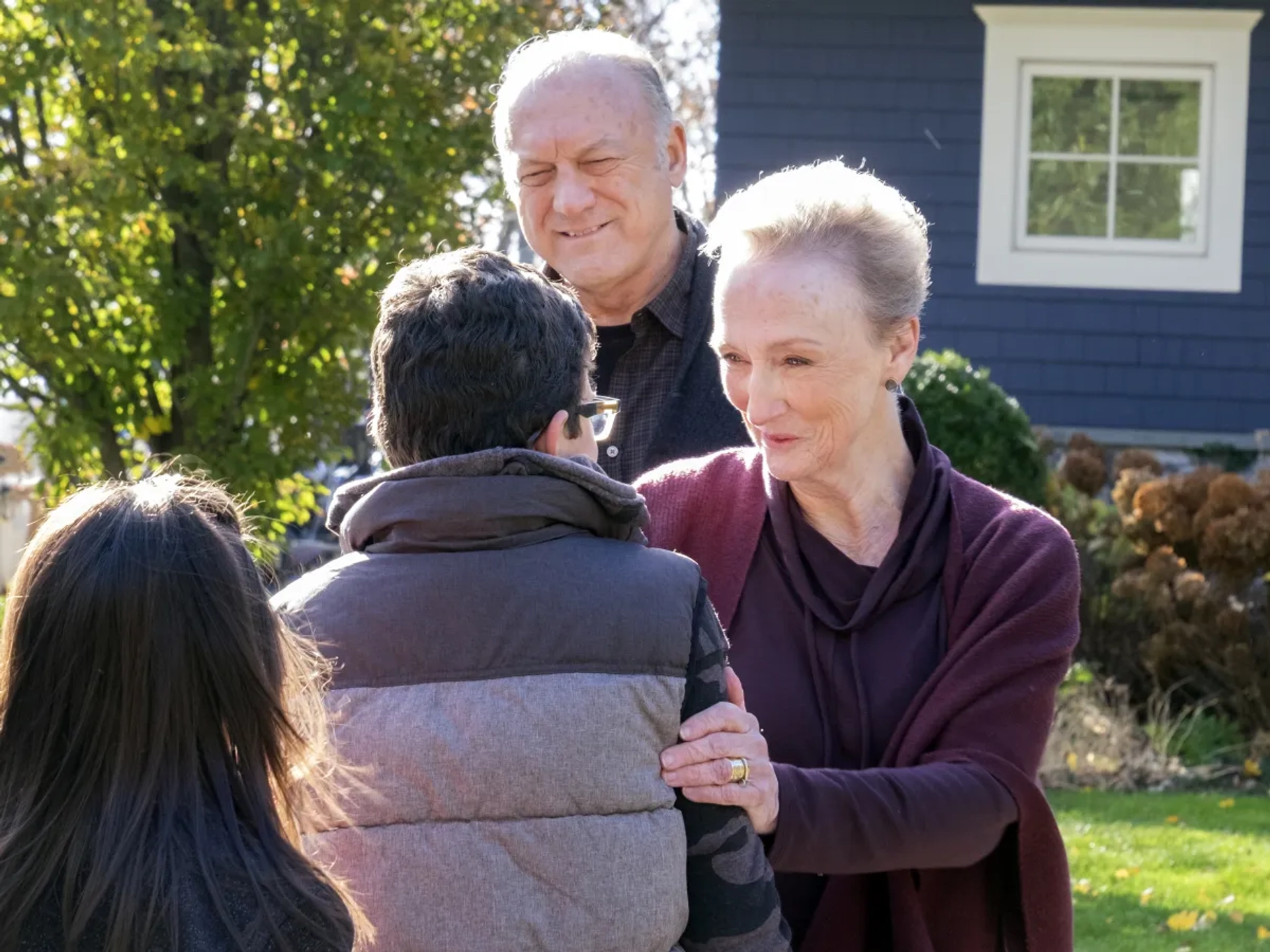 Kathleen Chalfant, John Doman, Jadon Sand, and Leya Catlett in The Affair (2014)