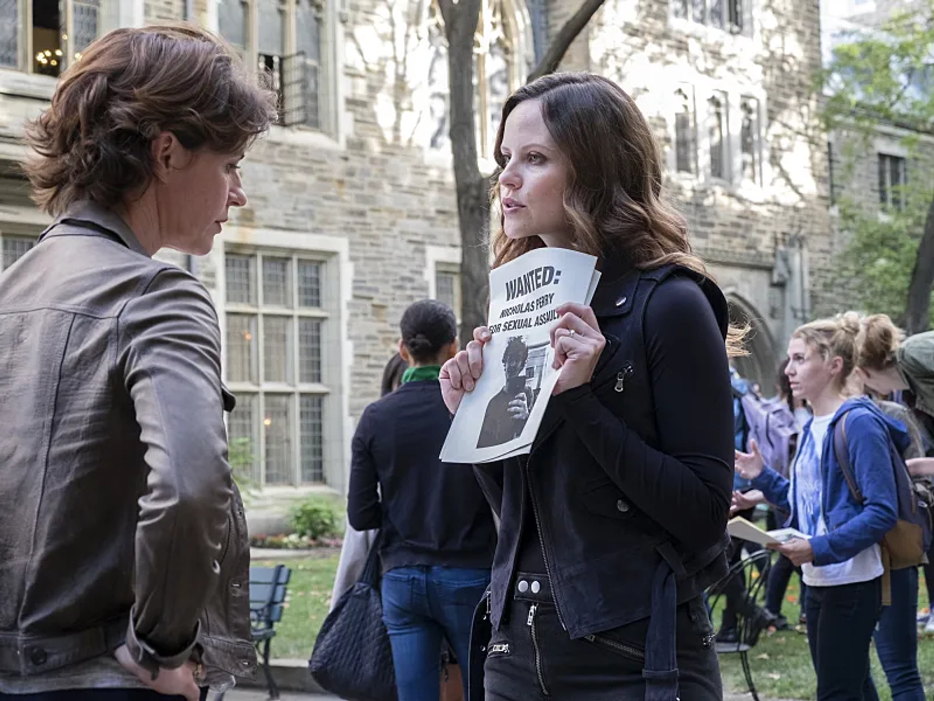 Irène Jacob and Sarah Ramos in The Affair (2014)