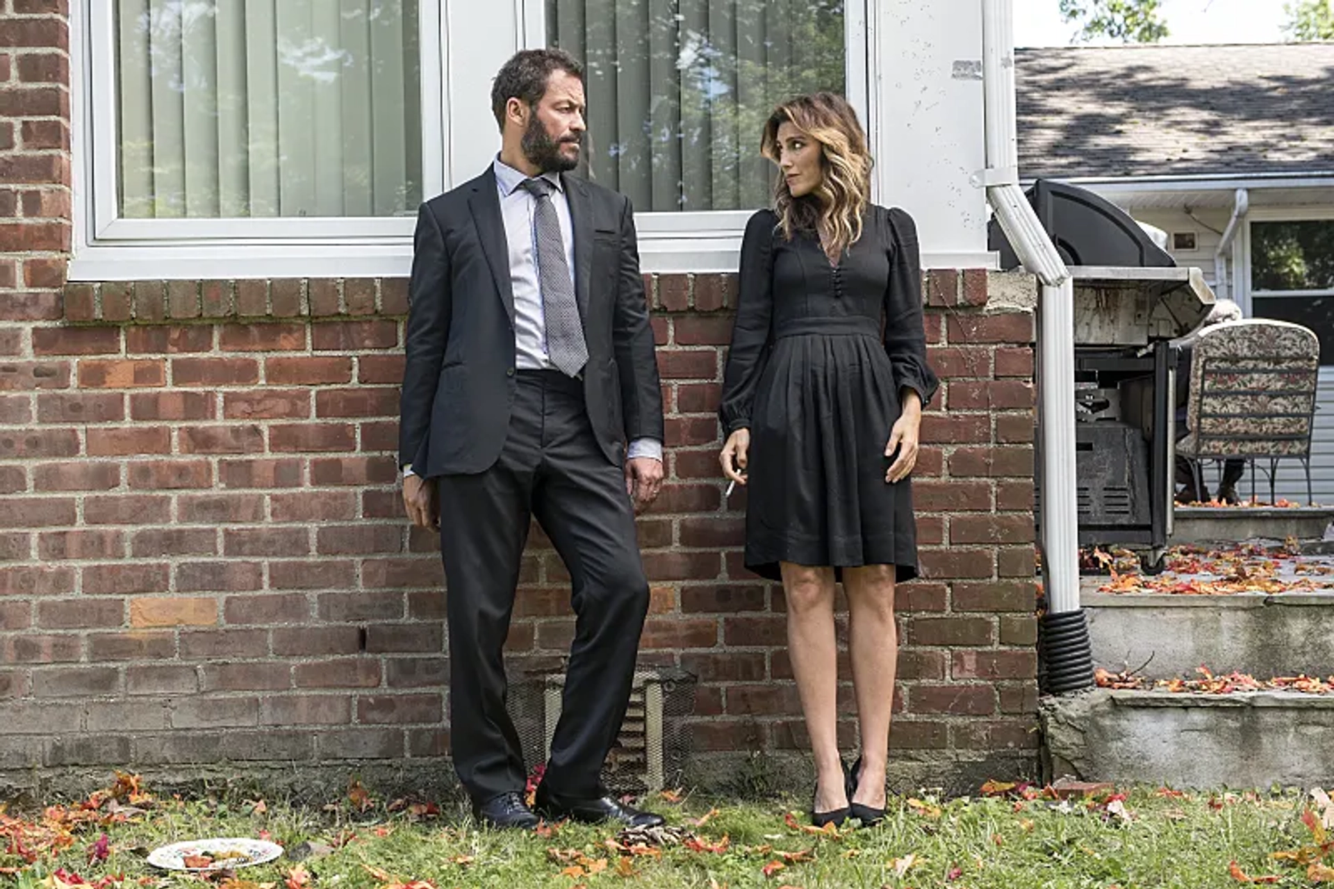 Jennifer Esposito and Dominic West in The Affair (2014)