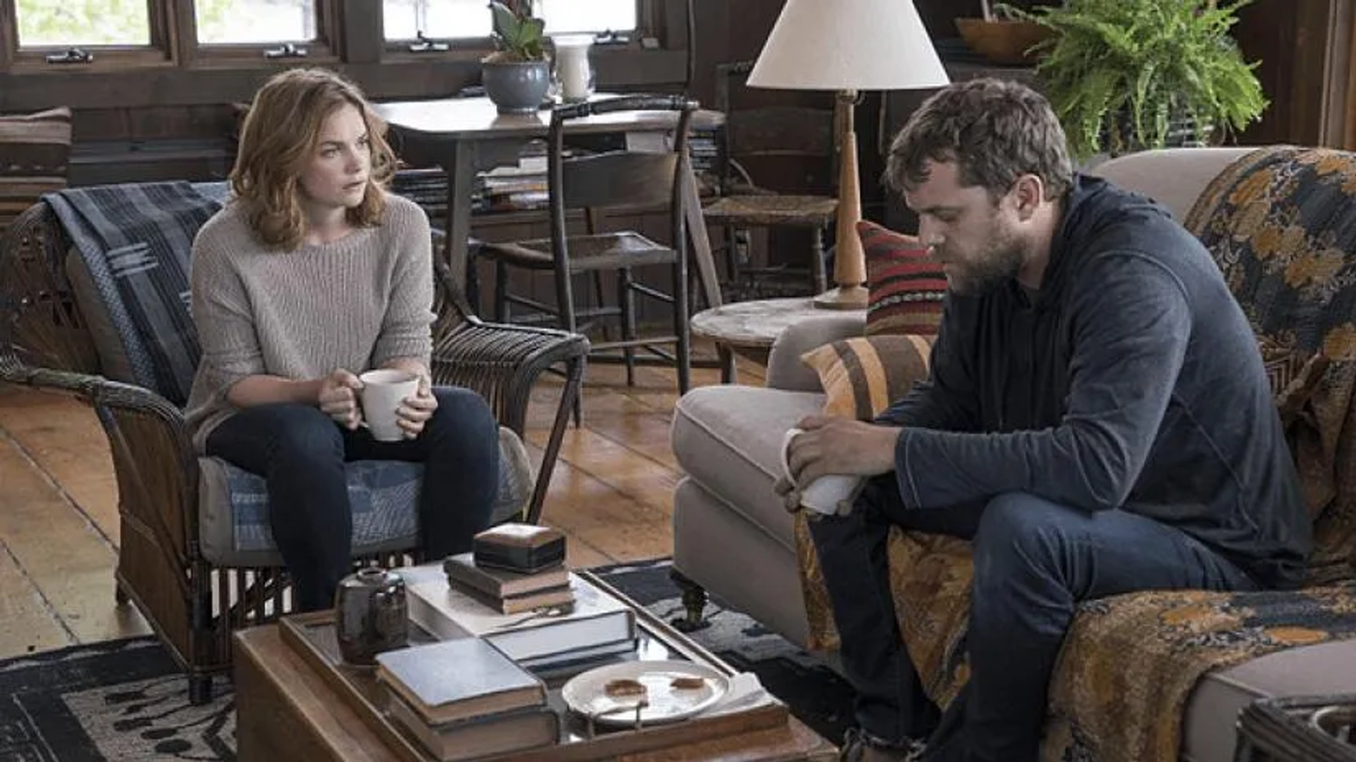 Joshua Jackson and Ruth Wilson in The Affair (2014)