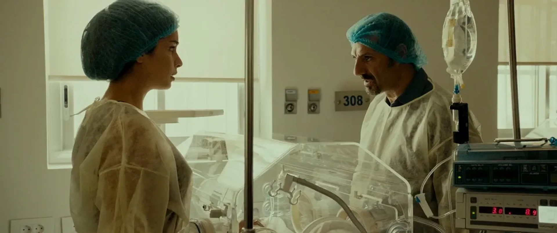 Adel Karam and Rita Hayek in The Insult (2017)