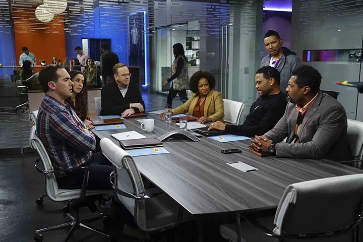 Anthony Anderson, Peter Mackenzie, Catherine Reitman, Wanda Sykes, Deon Cole, Allen Maldonado, and Jeff Meacham in Black-ish (2014)
