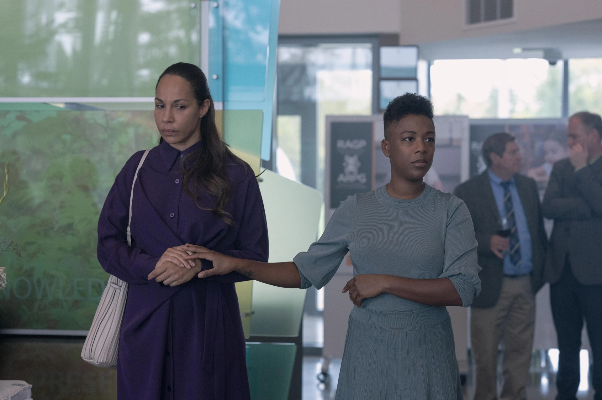 Amanda Brugel and Samira Wiley in The Handmaid's Tale: Nightshade (2021)