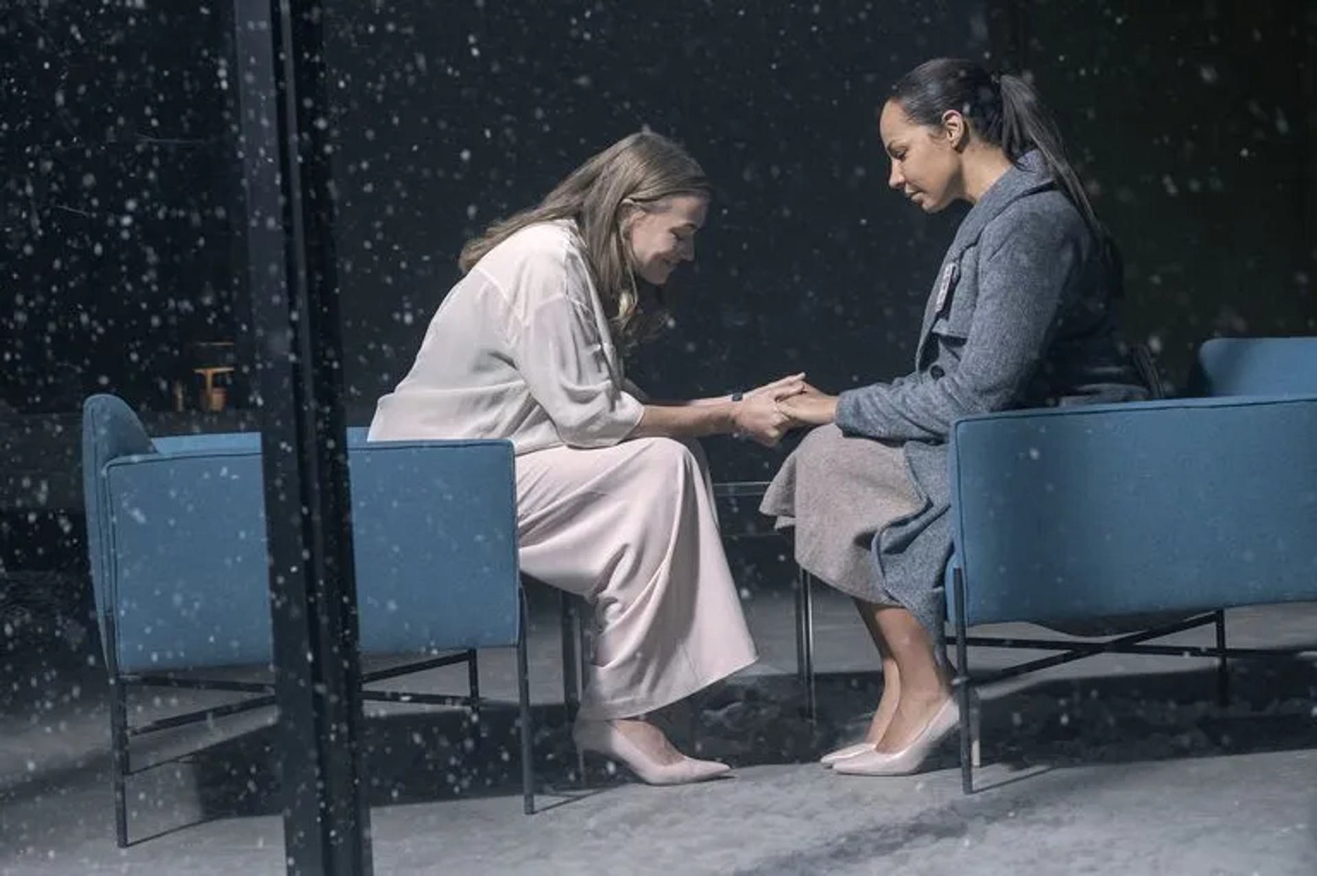 Amanda Brugel and Yvonne Strahovski in The Handmaid's Tale: Milk (2021)