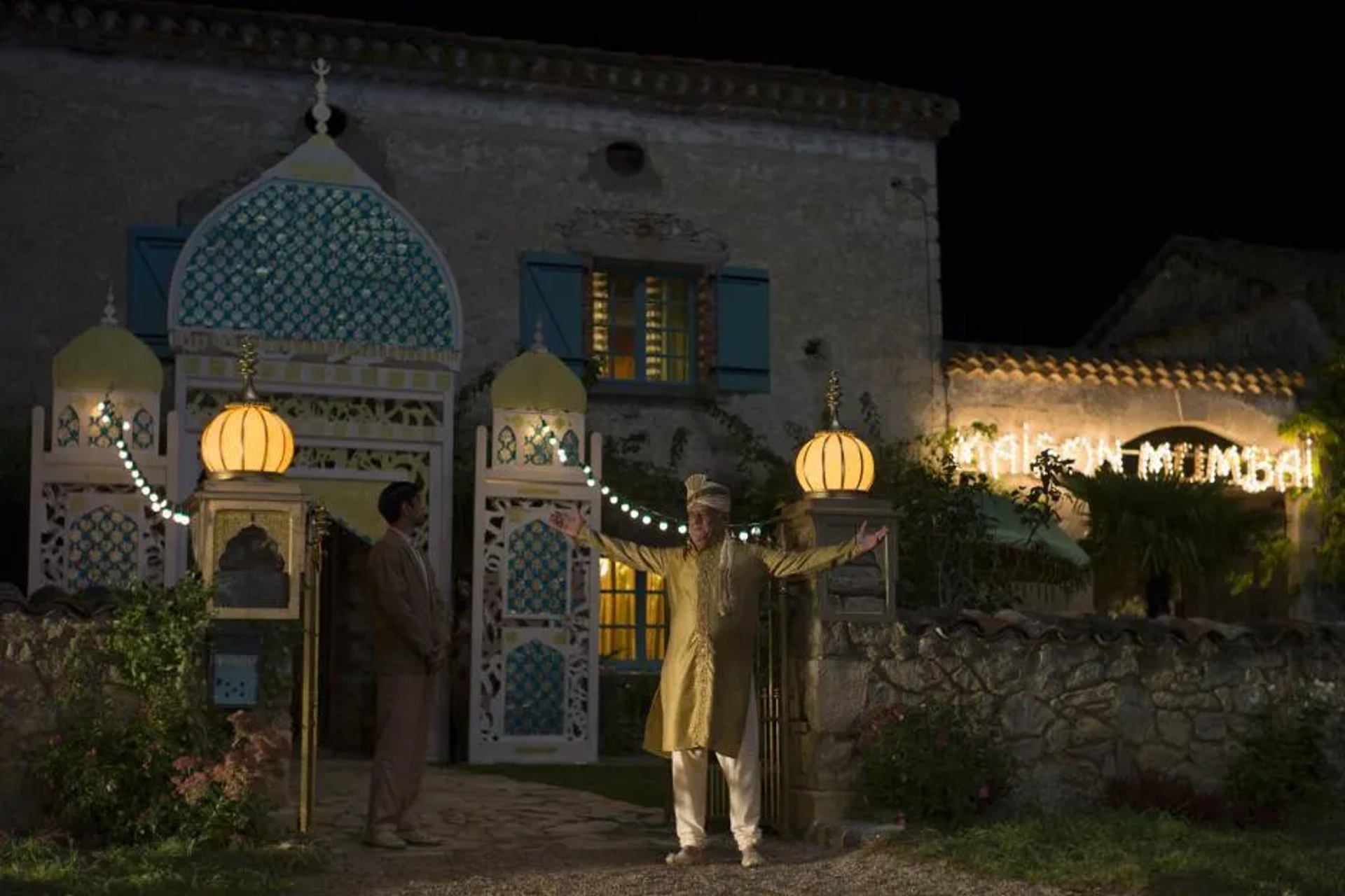 Om Puri and Amit Shah in The Hundred-Foot Journey (2014)