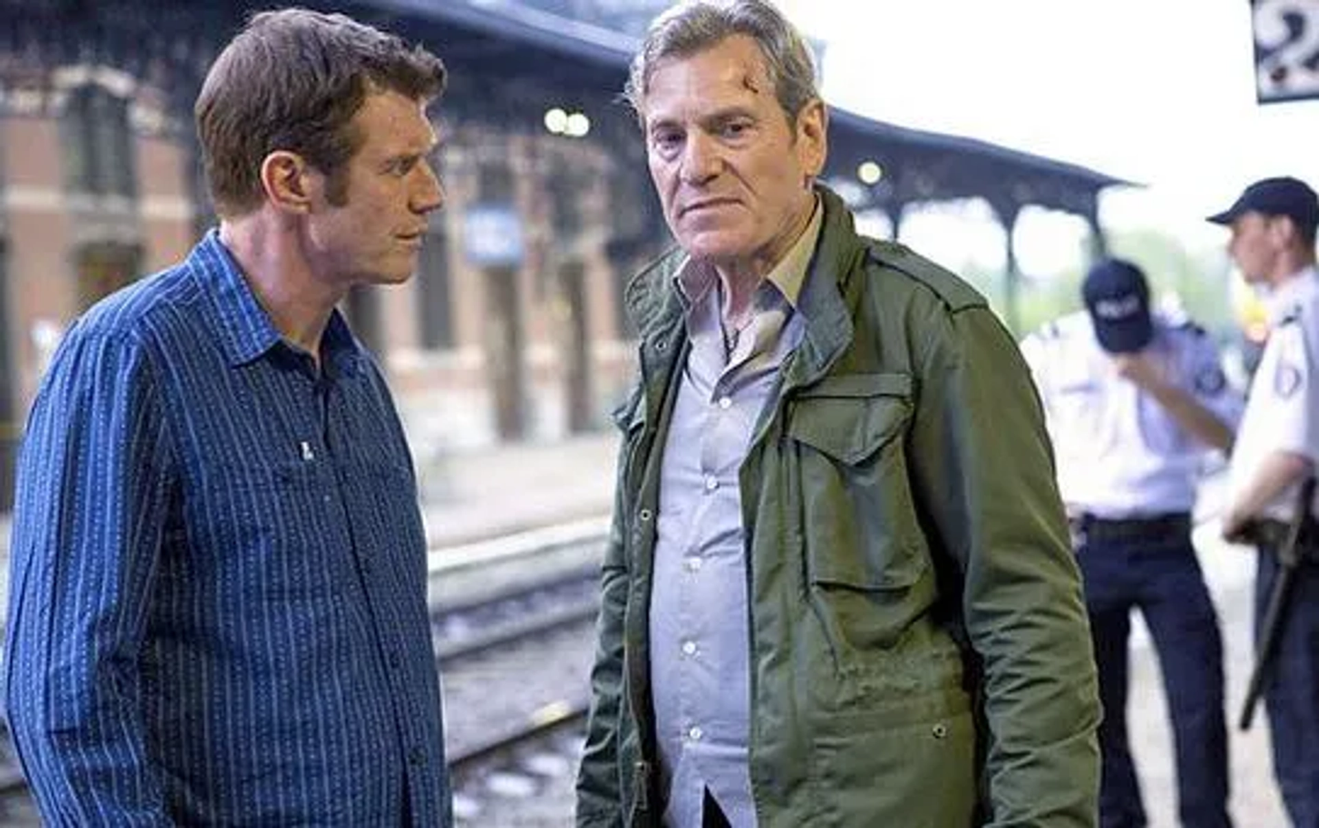 Tchéky Karyo and Jason Flemyng in The Missing (2014)