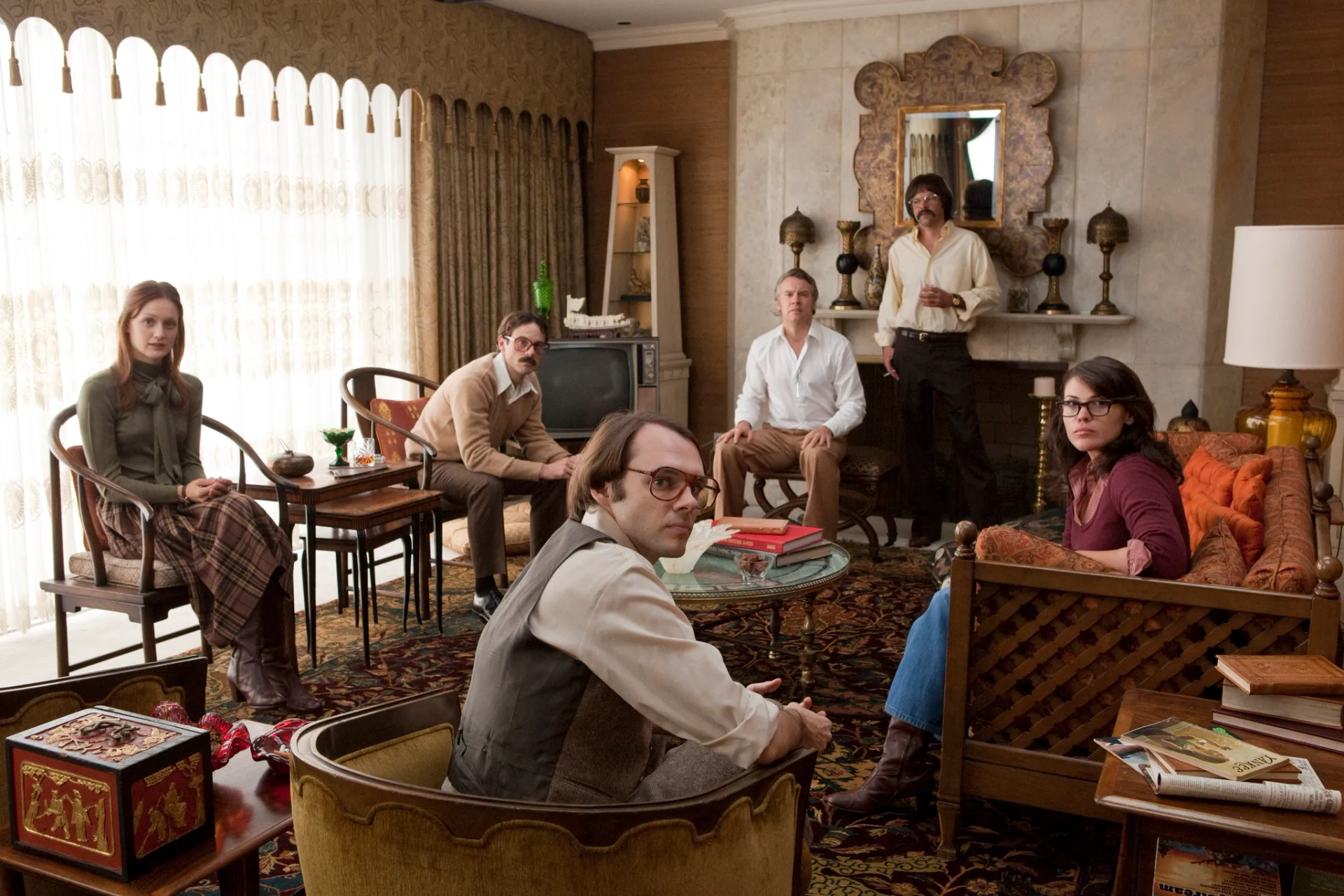 Tate Donovan, Rory Cochrane, Clea DuVall, Scoot McNairy, Christopher Denham, and Kerry Bishé in Argo (2012)