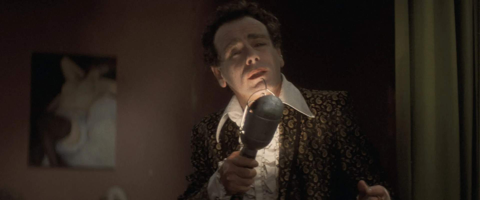 Dean Stockwell in Blue Velvet (1986)