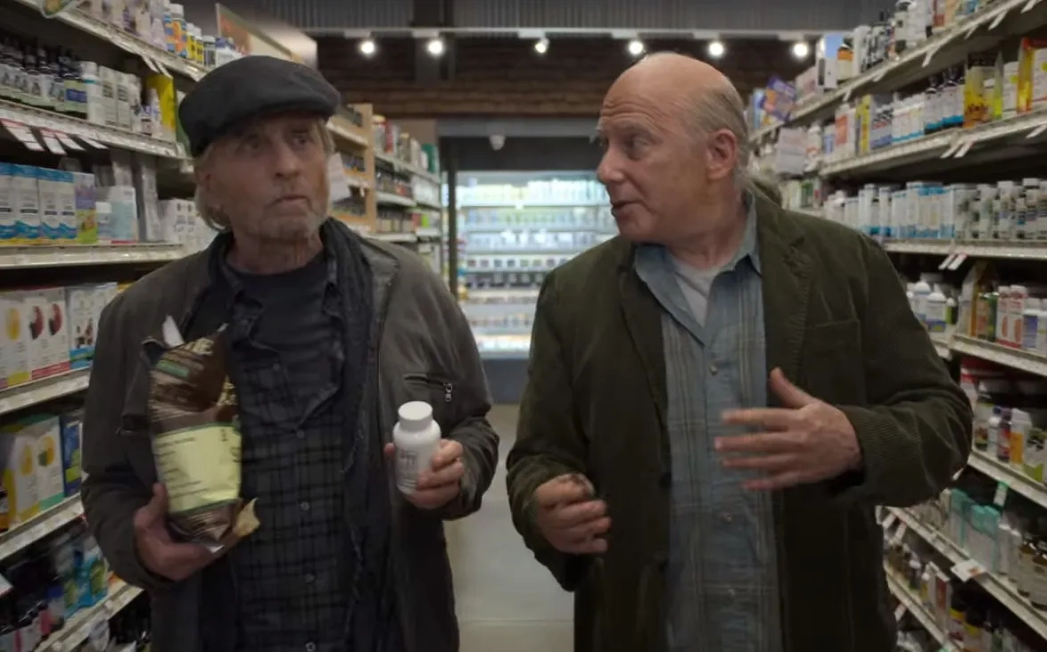 Michael Douglas and Paul Reiser in The Kominsky Method: Chapter 11. An Odd Couple Occurs (2019)
