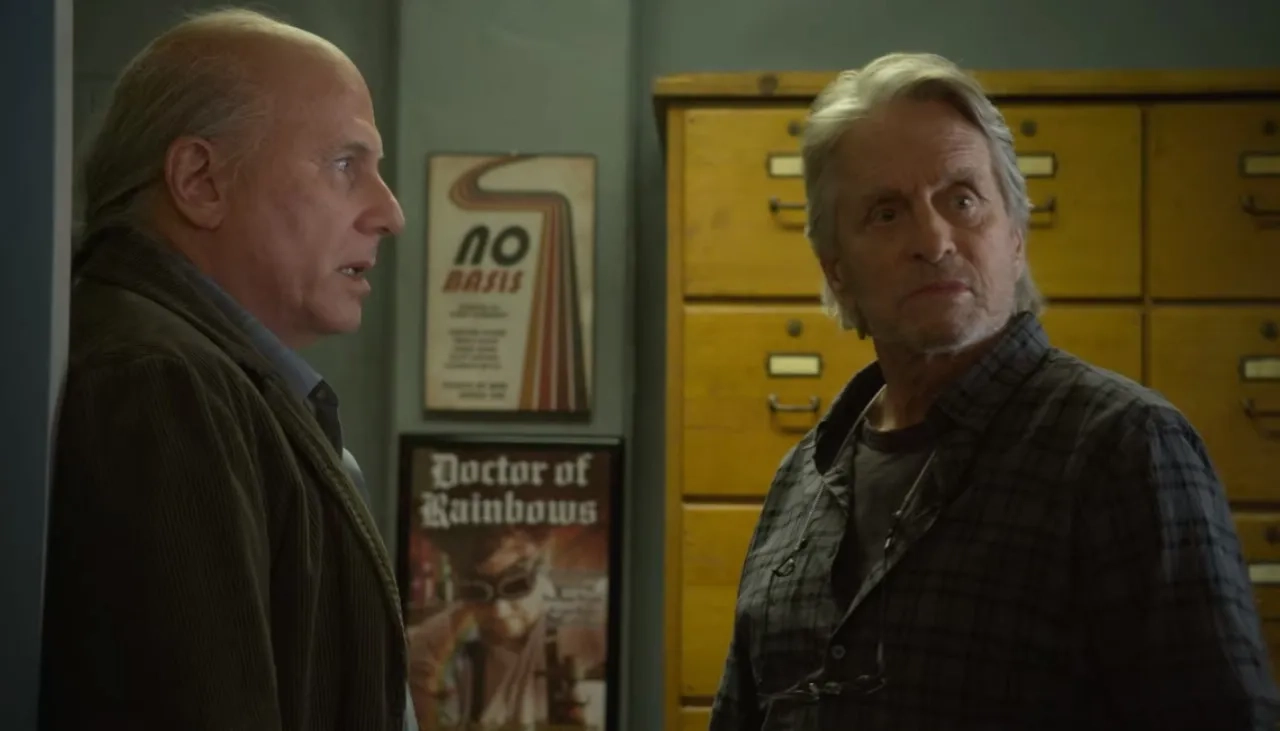 Michael Douglas and Paul Reiser in The Kominsky Method: Chapter 11. An Odd Couple Occurs (2019)