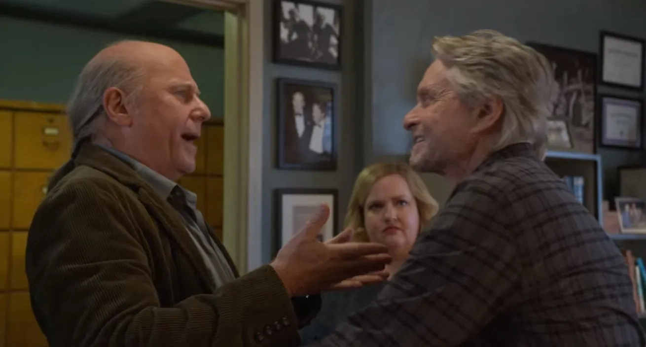Michael Douglas, Paul Reiser, and Sarah Baker in The Kominsky Method: Chapter 11. An Odd Couple Occurs (2019)