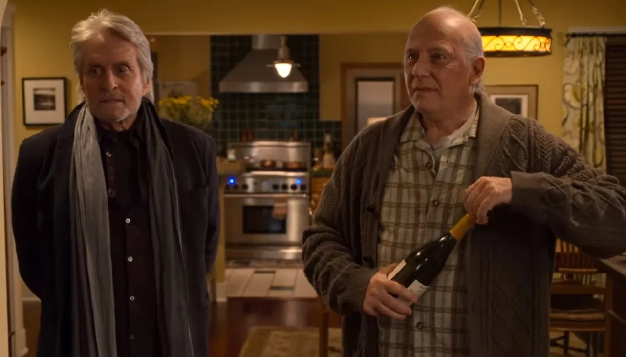 Michael Douglas and Paul Reiser in The Kominsky Method: Chapter 10. An Old Flame, an Old Wick (2019)