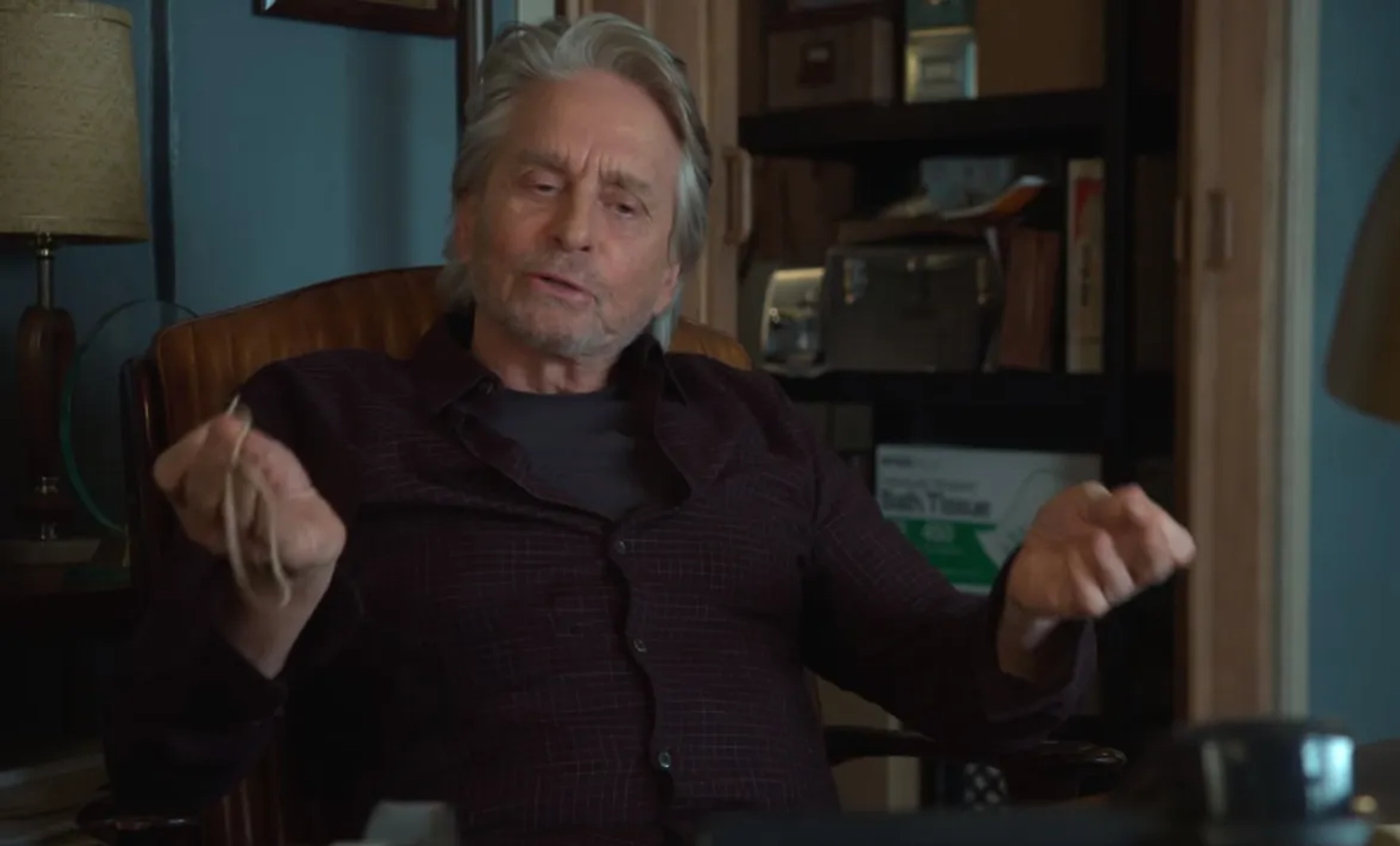 Michael Douglas in The Kominsky Method: Chapter 10. An Old Flame, an Old Wick (2019)