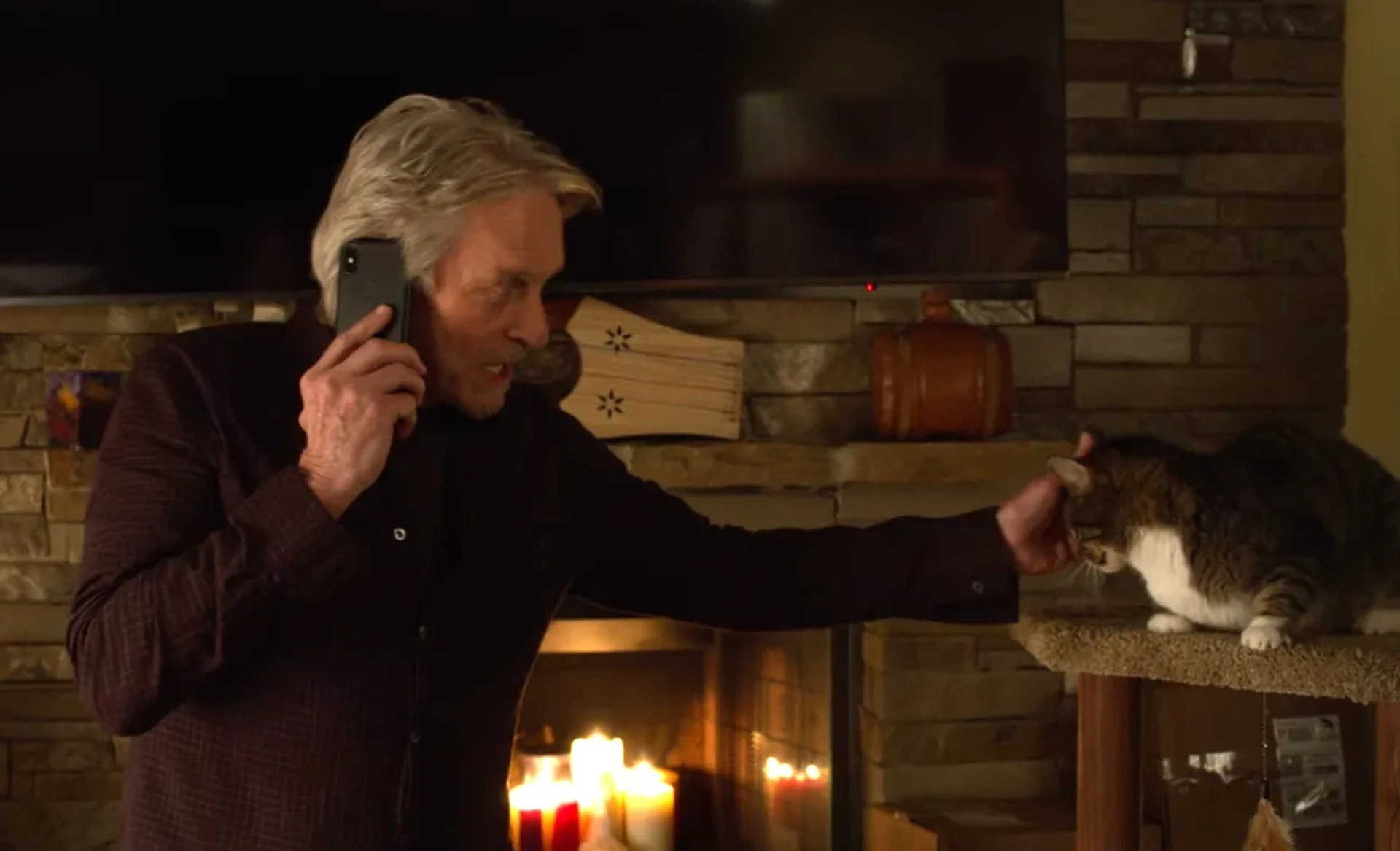 Michael Douglas in The Kominsky Method: Chapter 10. An Old Flame, an Old Wick (2019)