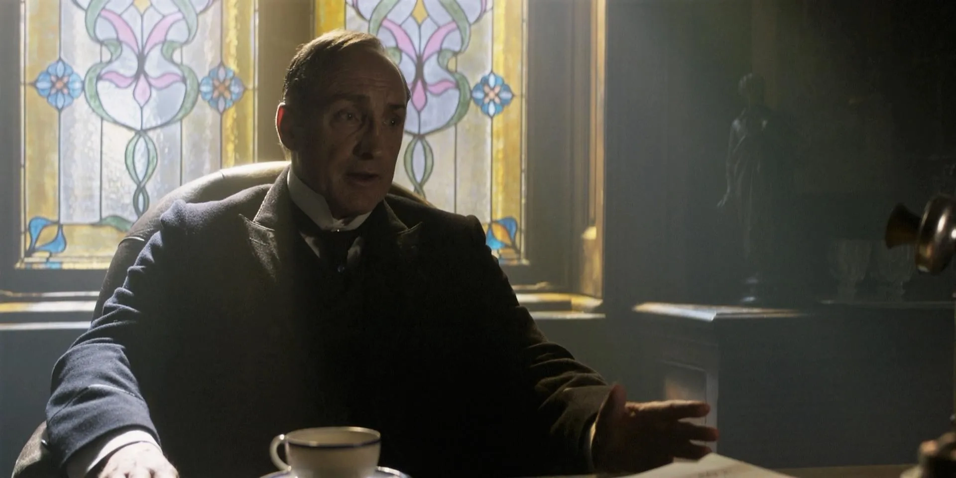 Michael McElhatton in The Alienist: Angel of Darkness: Labyrinth (2020)