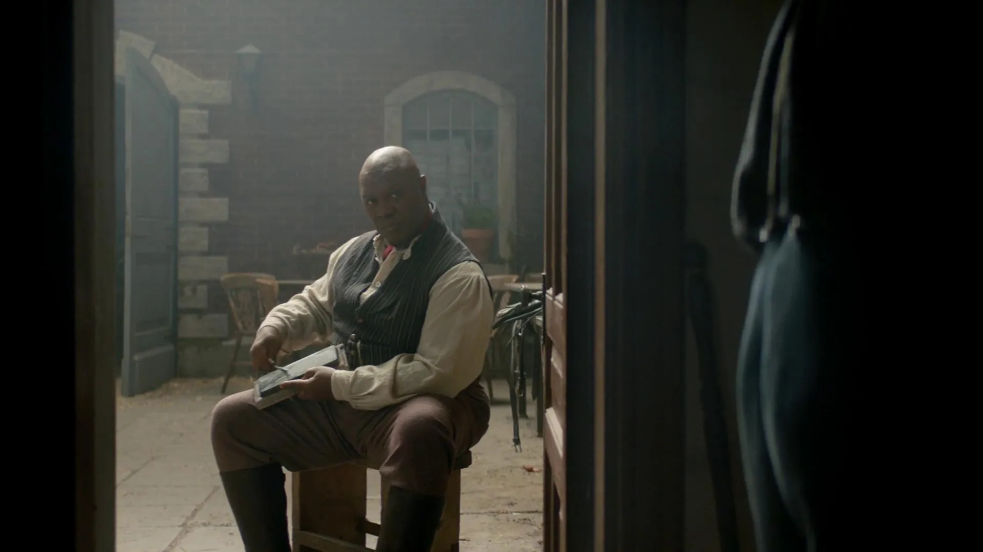 Robert Wisdom in The Alienist (2018)