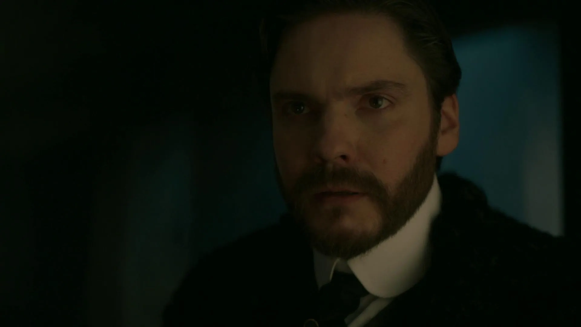 Daniel Brühl in The Alienist (2018)