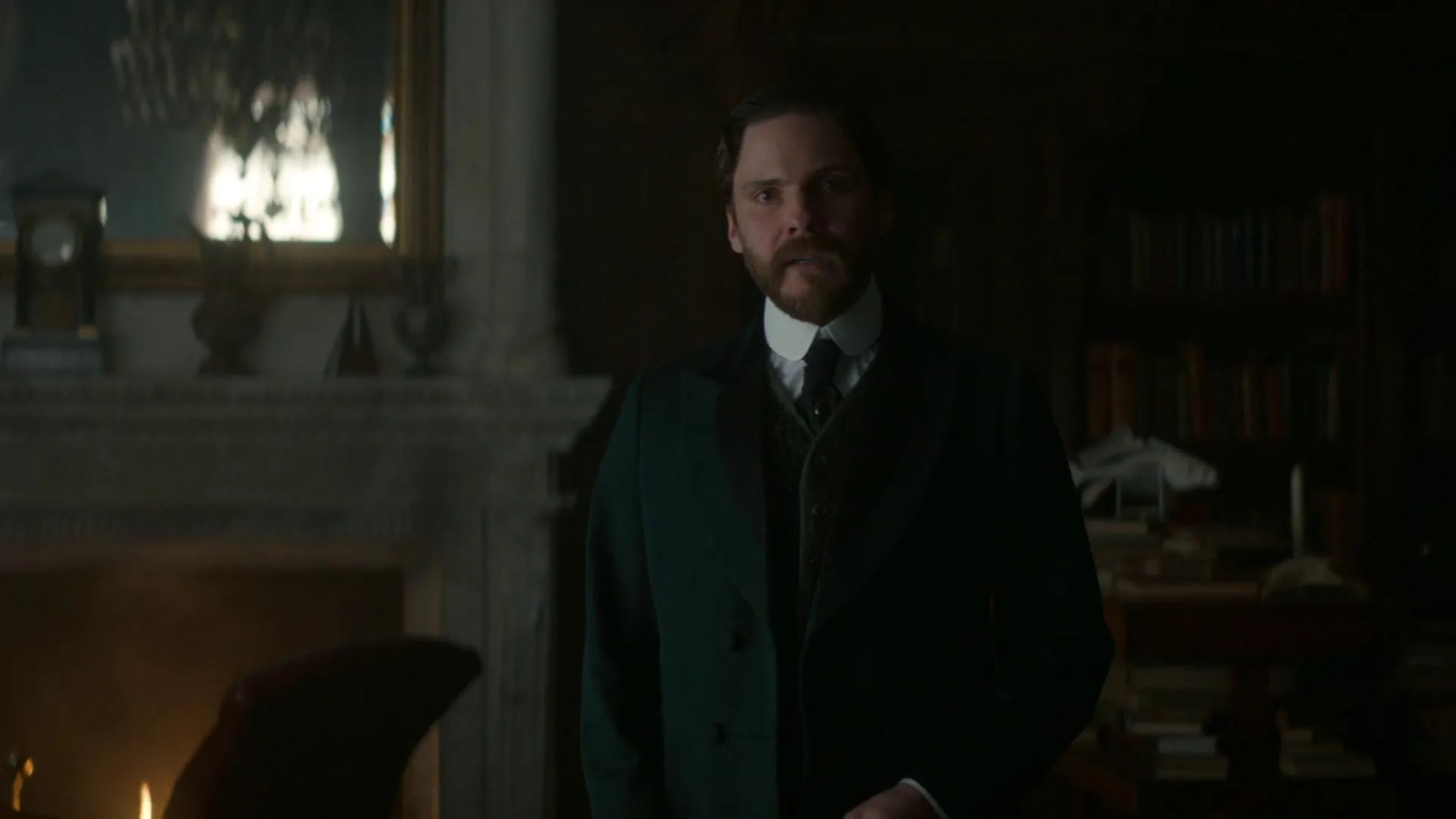 Daniel Brühl in The Alienist (2018)