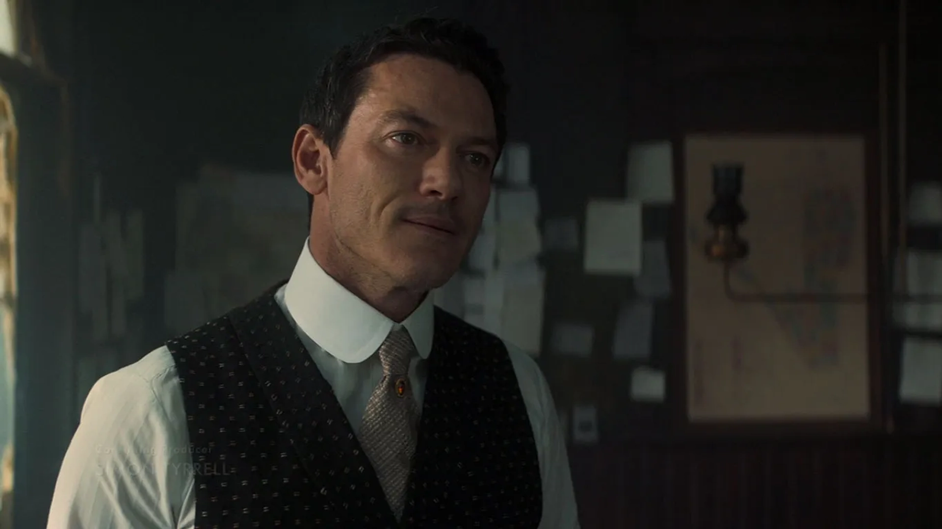 Luke Evans in The Alienist (2018)