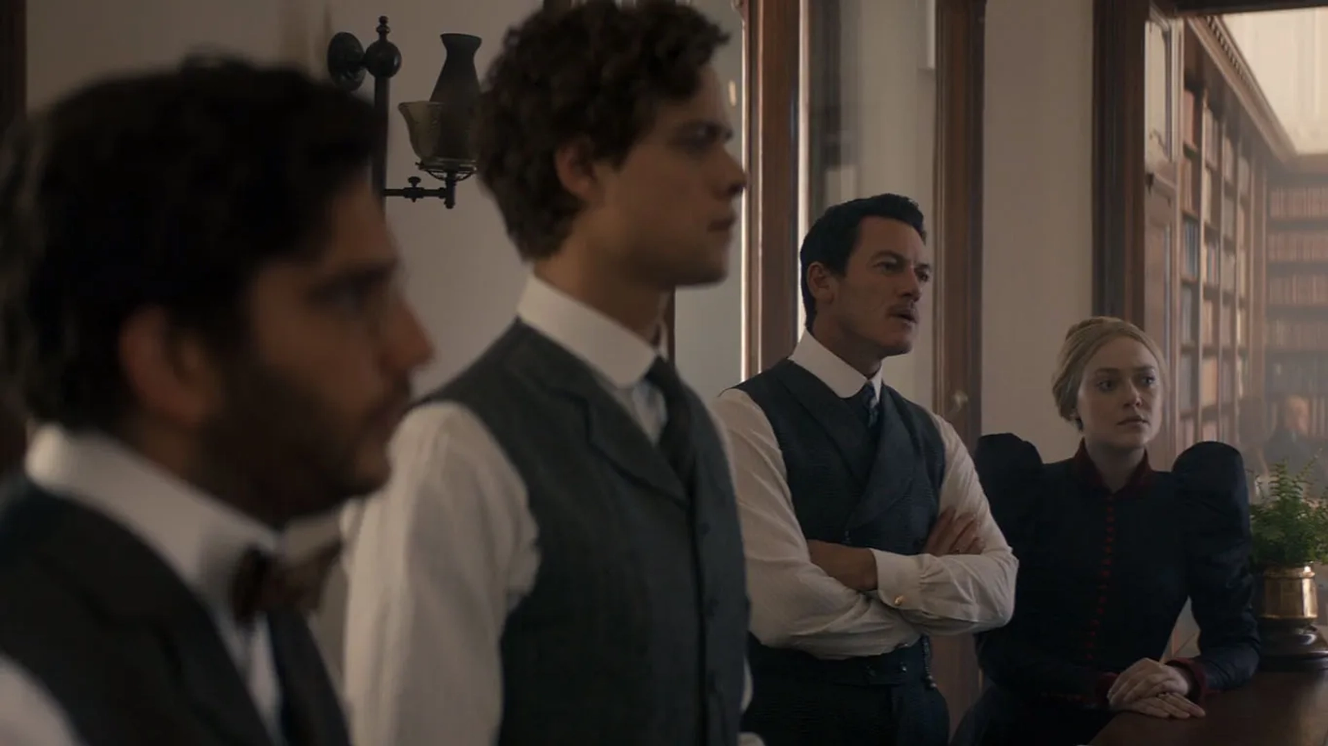 Dakota Fanning, Douglas Smith, Luke Evans, and Matthew Shear in The Alienist (2018)