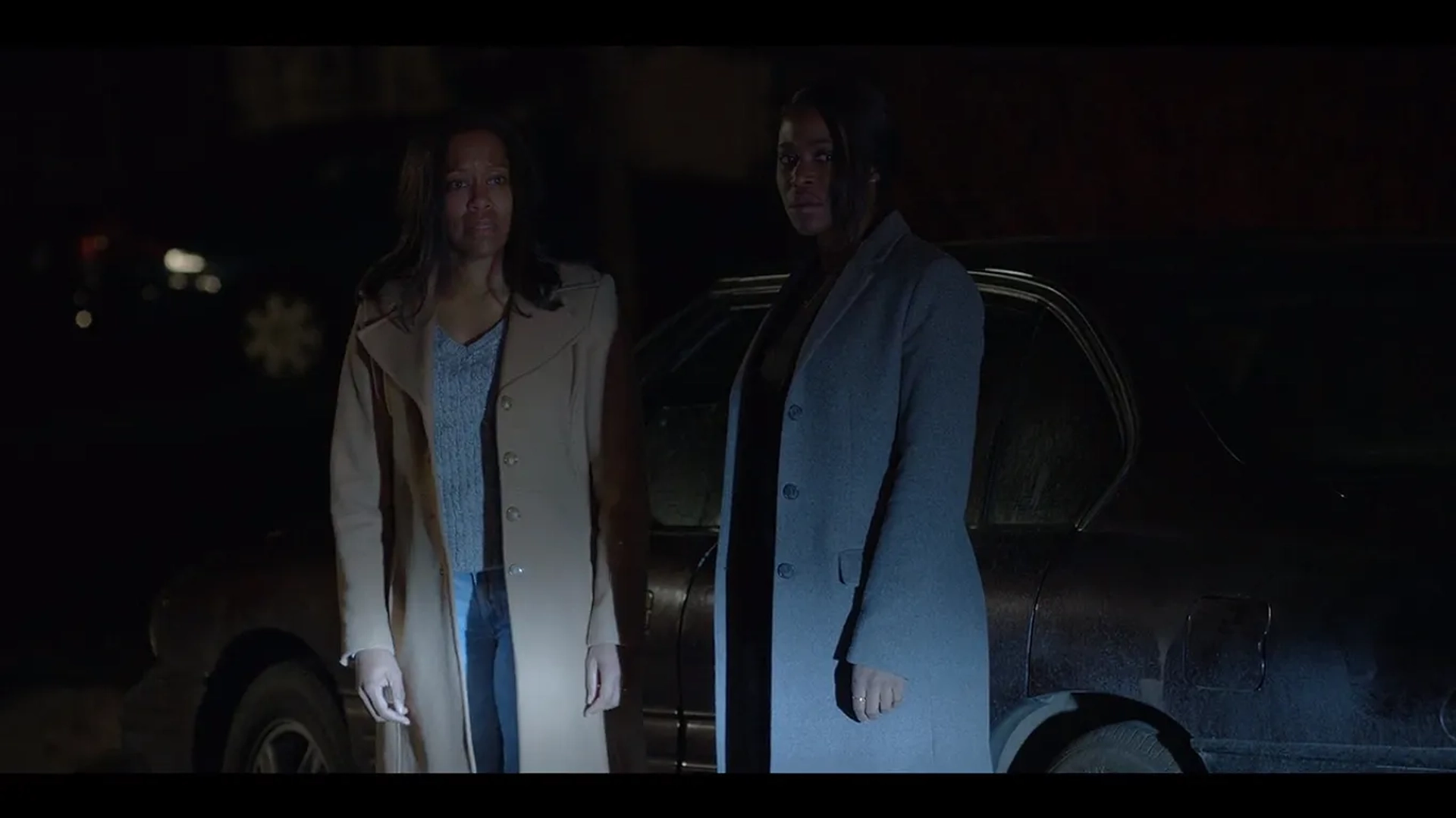 Regina King and Clare-Hope Ashitey in Seven Seconds (2018)