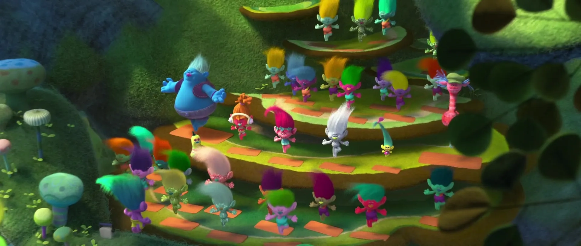 Gwen Stefani, James Corden, Walt Dohrn, Anna Kendrick, Kunal Nayyar, and Ron Funches in Trolls (2016)