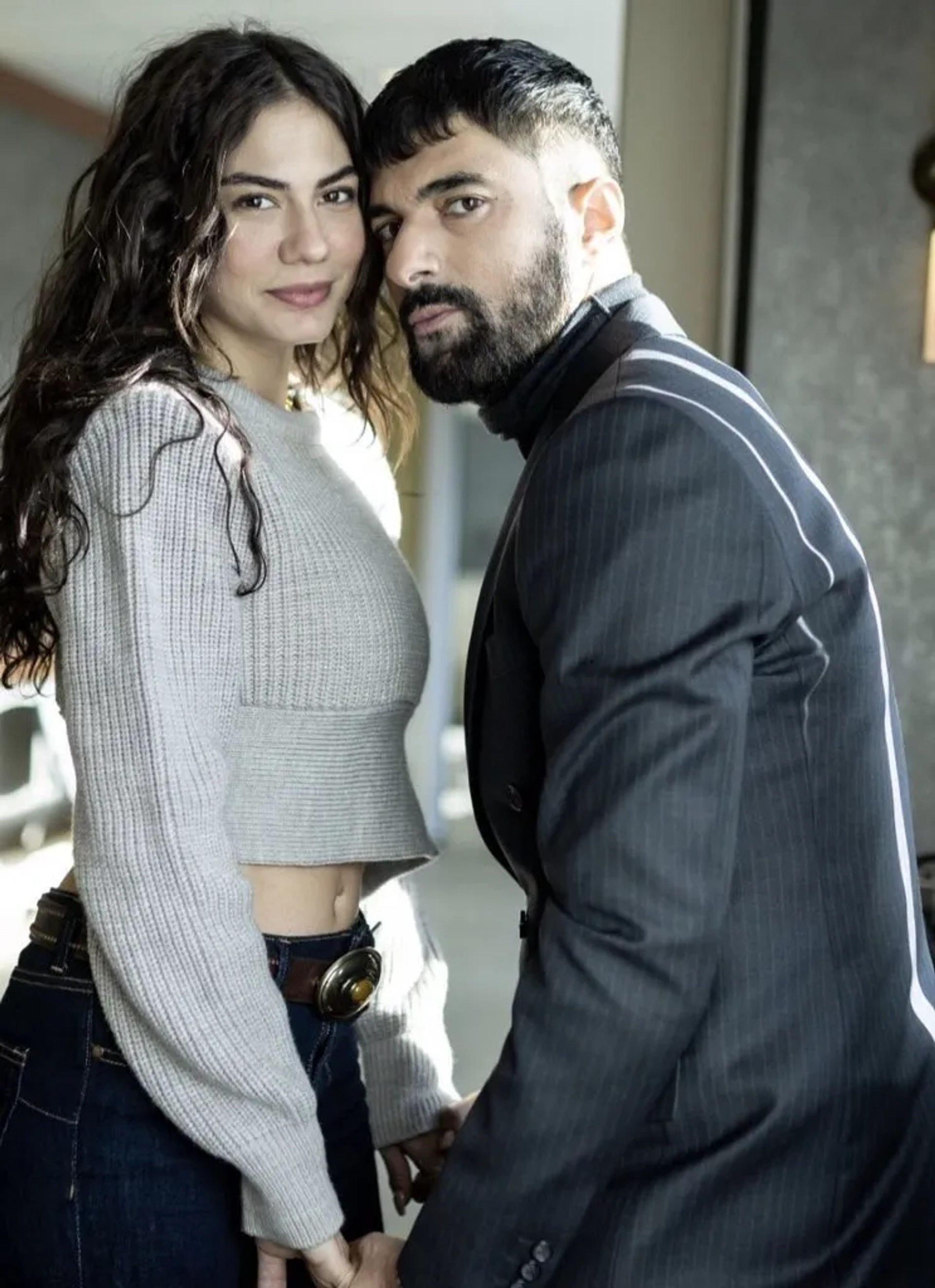 Engin Akyürek and Demet Özdemir in My Name Is Farah (2023)