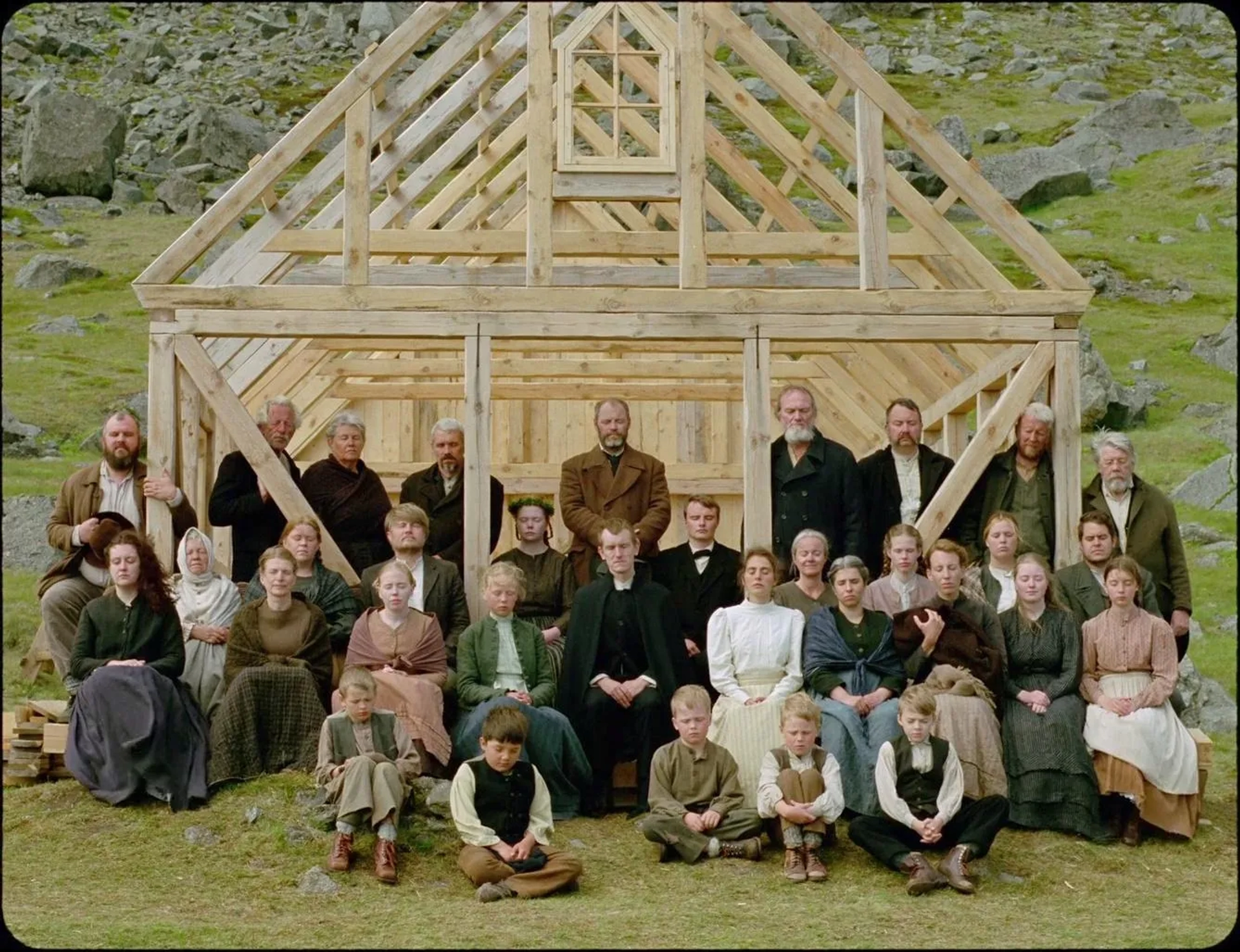 Ingvar Sigurdsson, Ída Mekkín Hlynsdóttir, Jacob Lohmann, Vic Carmen Sonne, and Elliott Crosset Hove in Godland (2022)